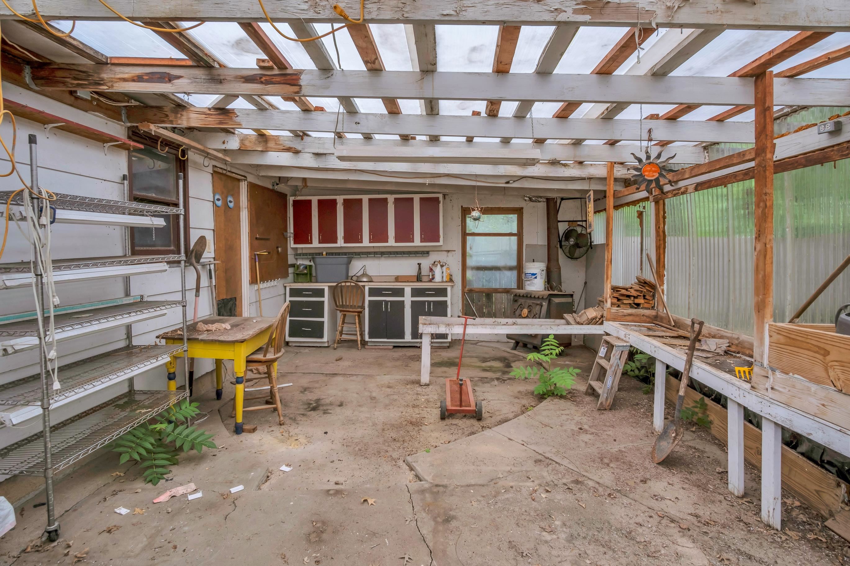 2304 E Glen Oaks Drive Wichita KS 67216