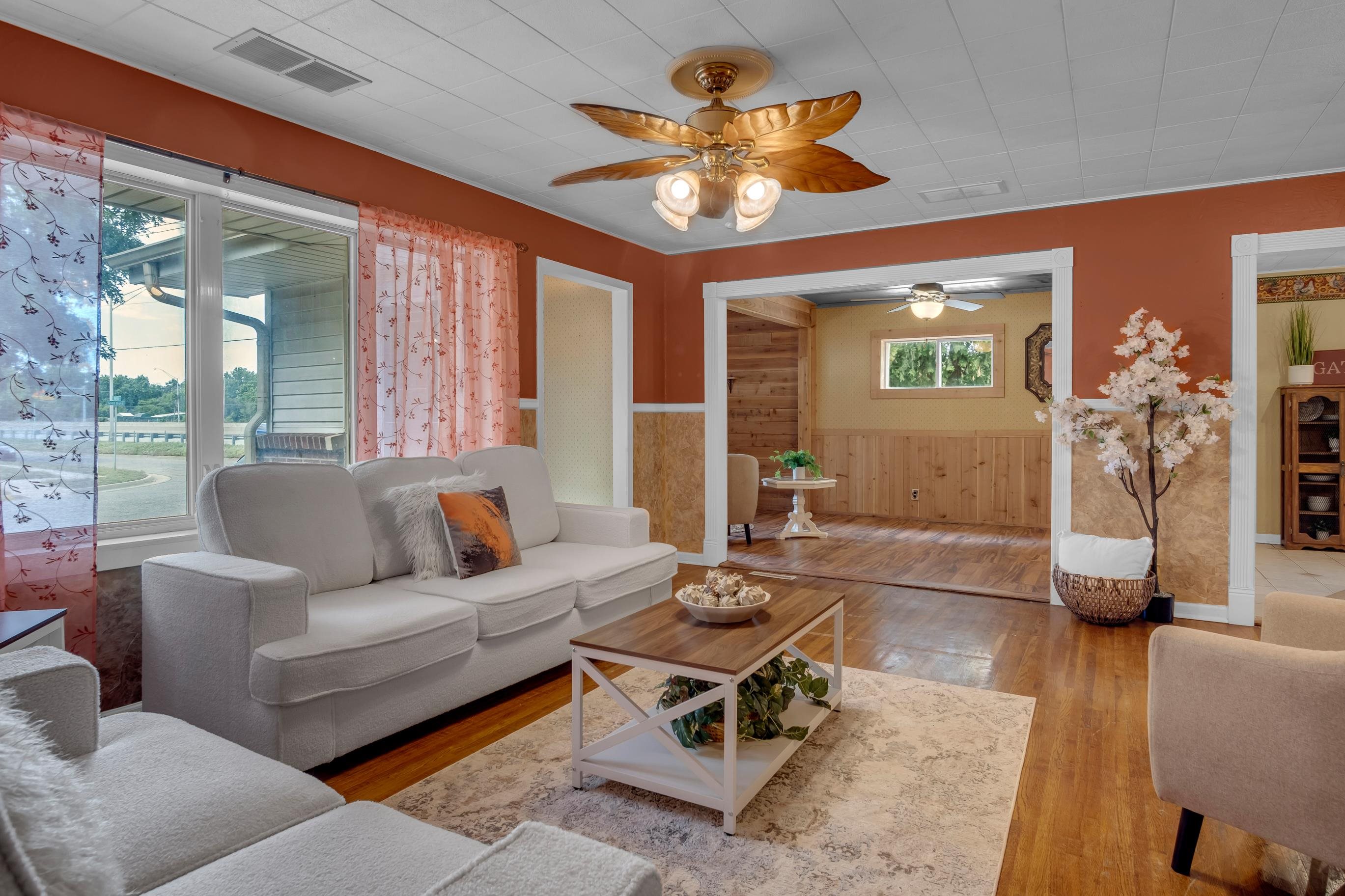 2304 E Glen Oaks Drive Wichita KS 67216