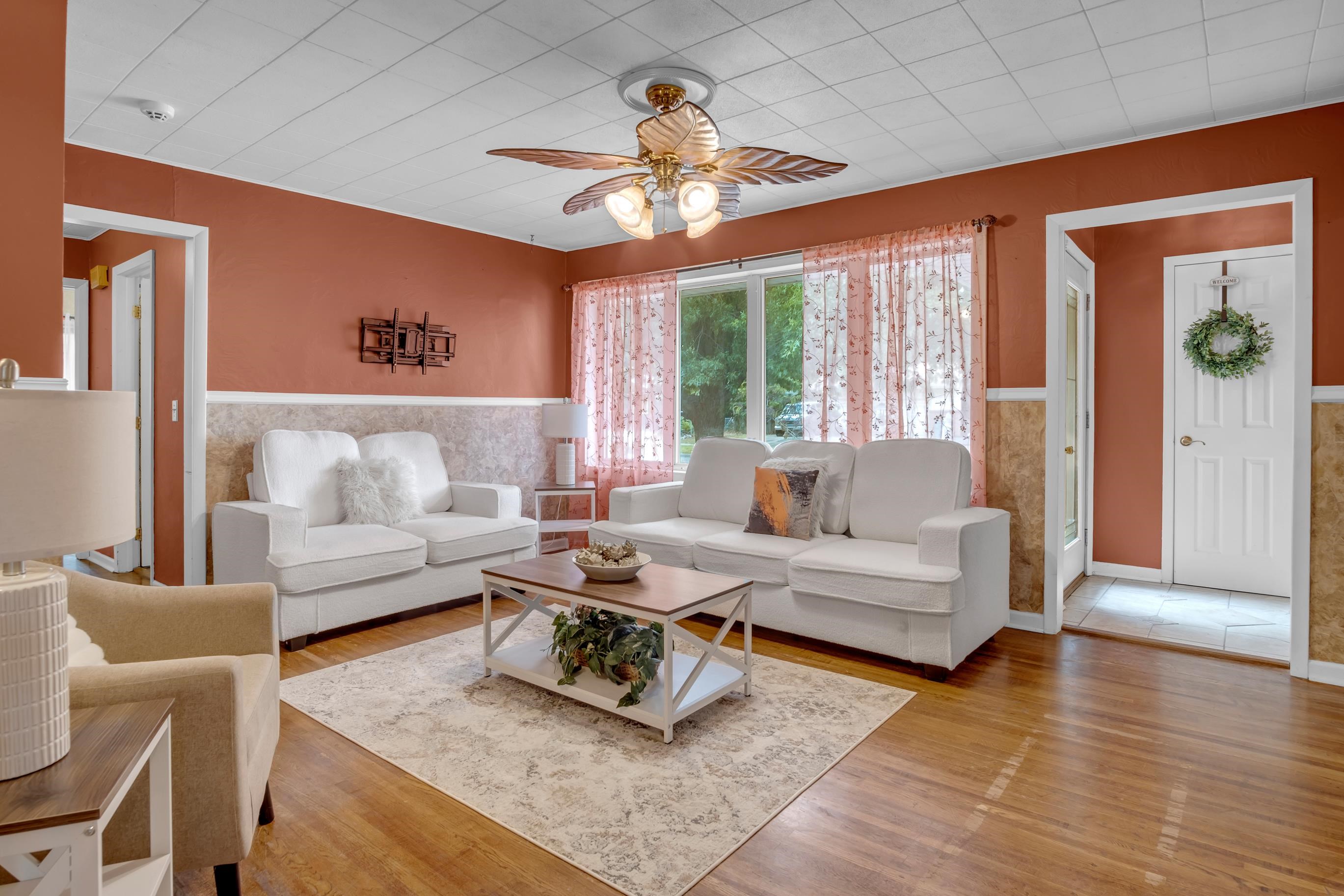 2304 E Glen Oaks Drive Wichita KS 67216
