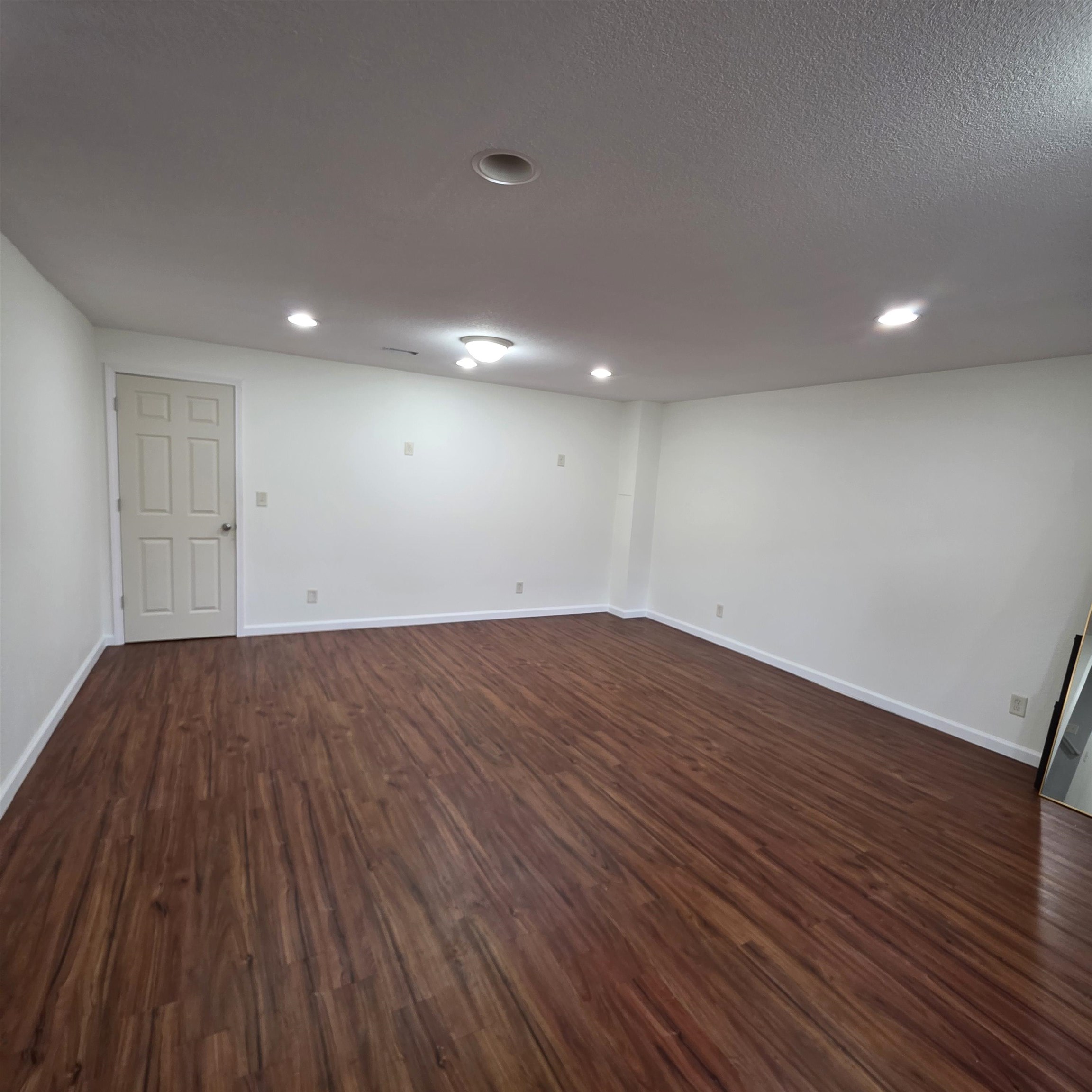 3227 S Blue Lake Court Wichita KS 67215