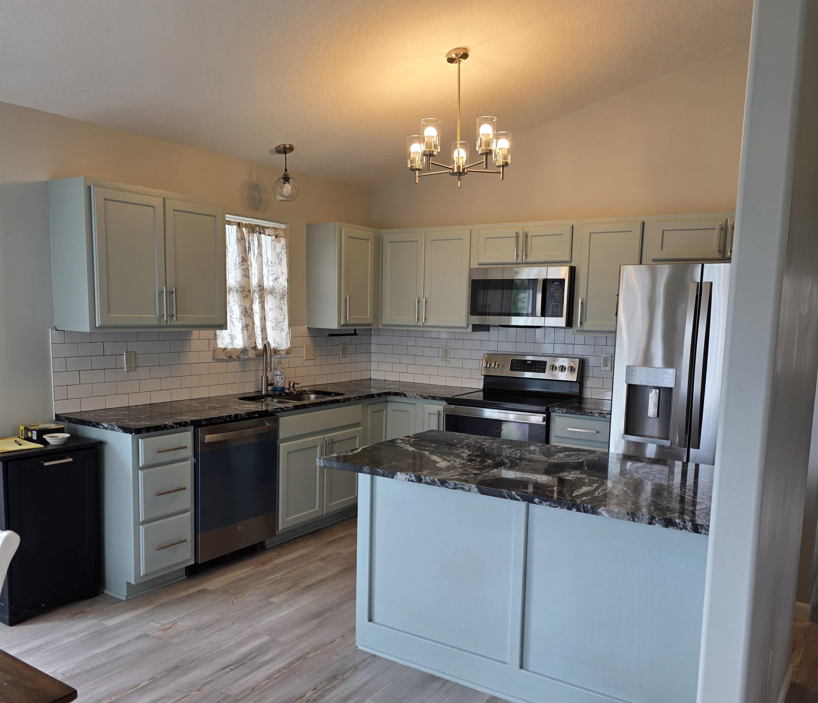3227 S Blue Lake Court Wichita KS 67215