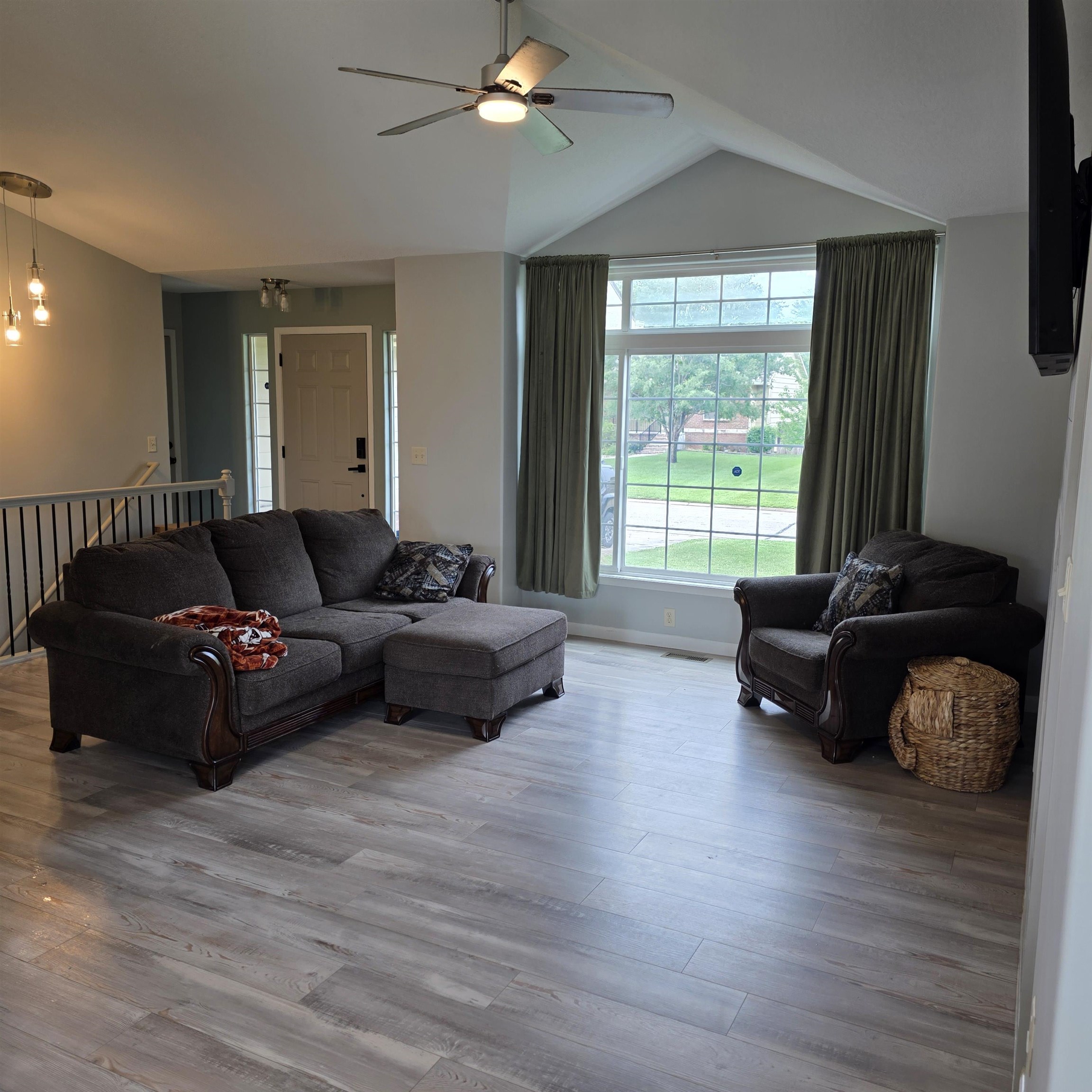 3227 S Blue Lake Court Wichita KS 67215