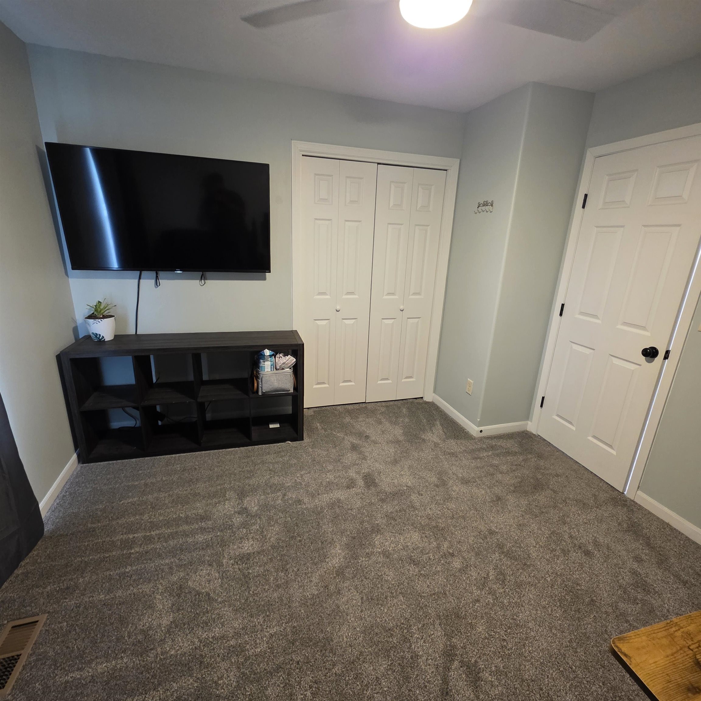 3227 S Blue Lake Court Wichita KS 67215