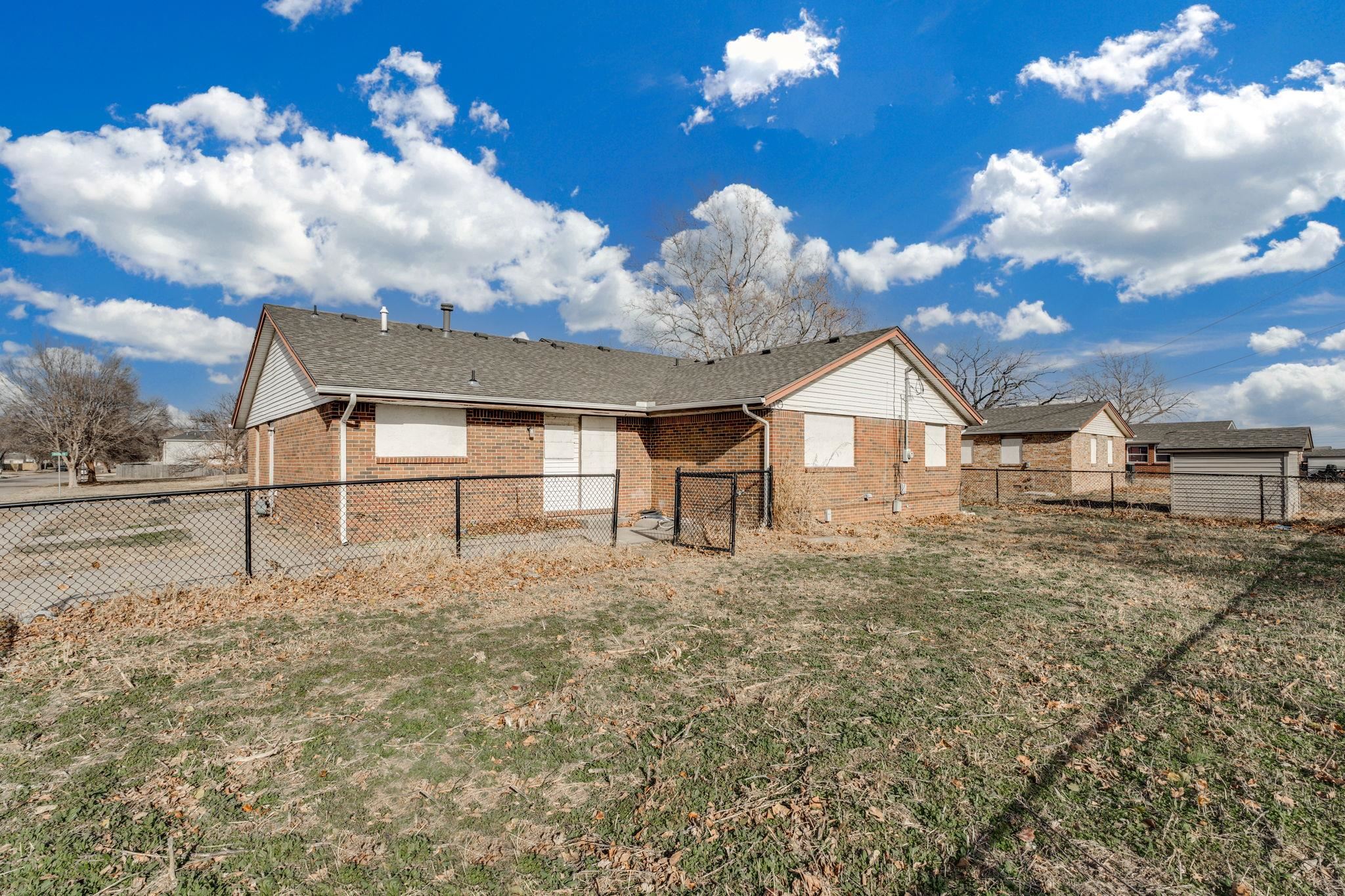 1501 E Berkeley Street Wichita KS 67216