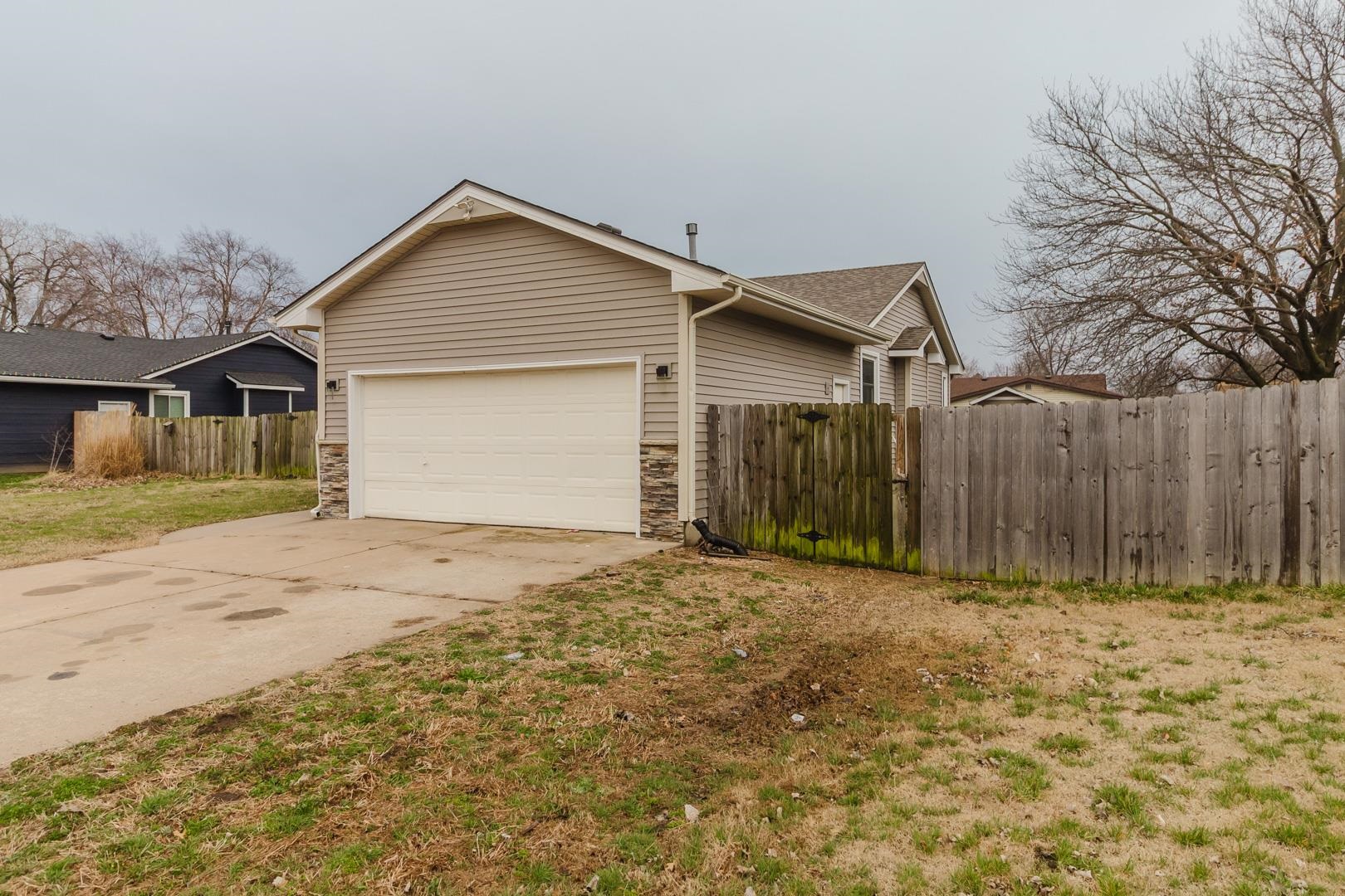 523 W Maywood Street Wichita KS 67217