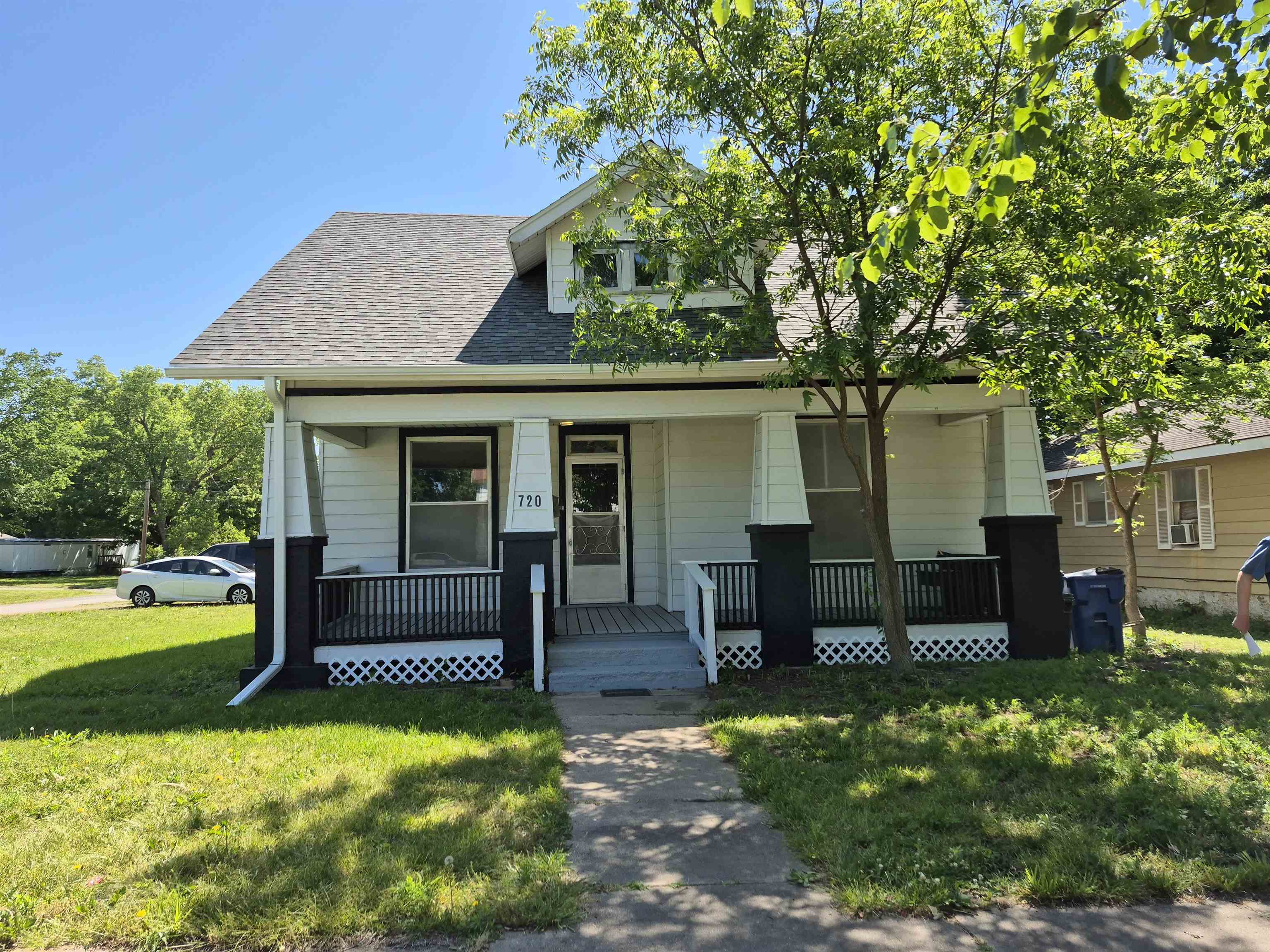 720 N Elm Eureka KS 67045