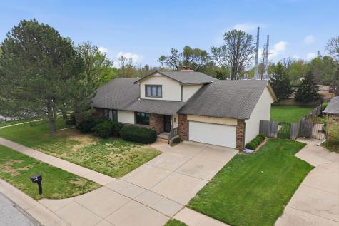 10103 W Alamo Wichita KS 67212