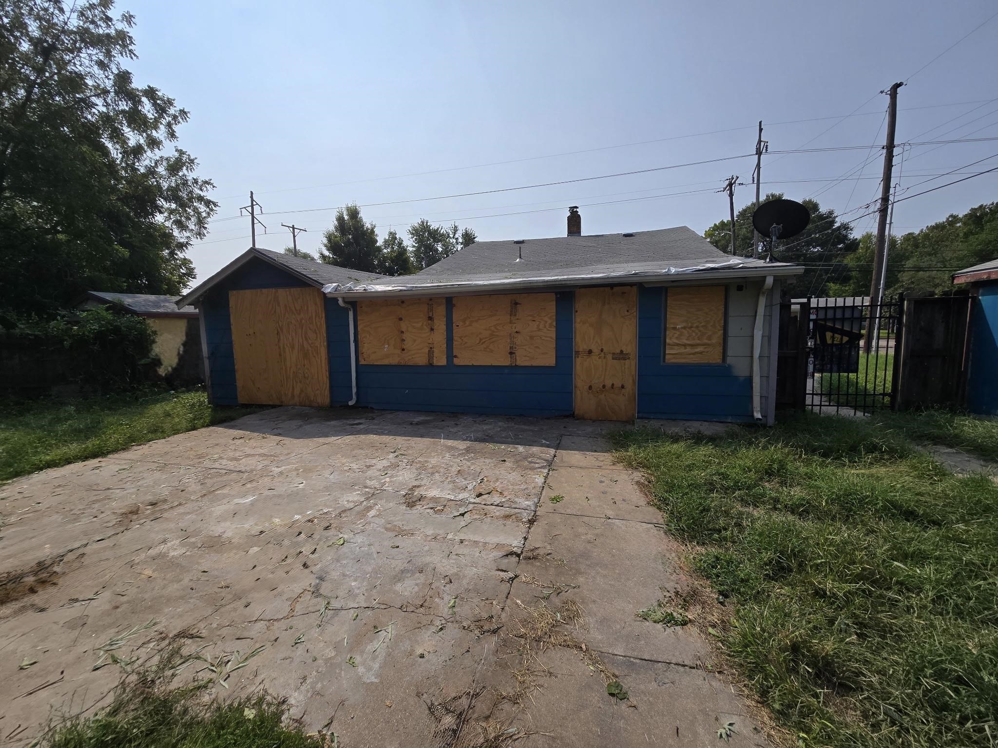 3330 W 2nd Street N Wichita KS 67203