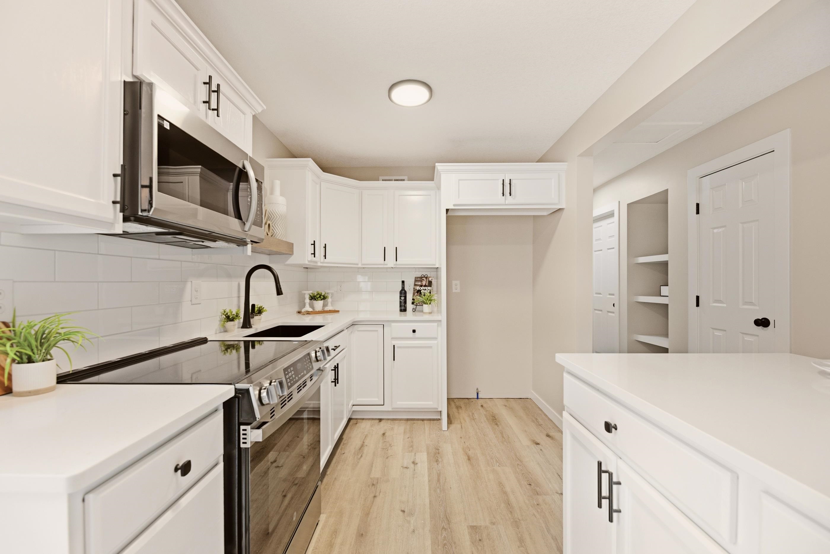 3412 S Osage Avenue Wichita KS 67217-3437