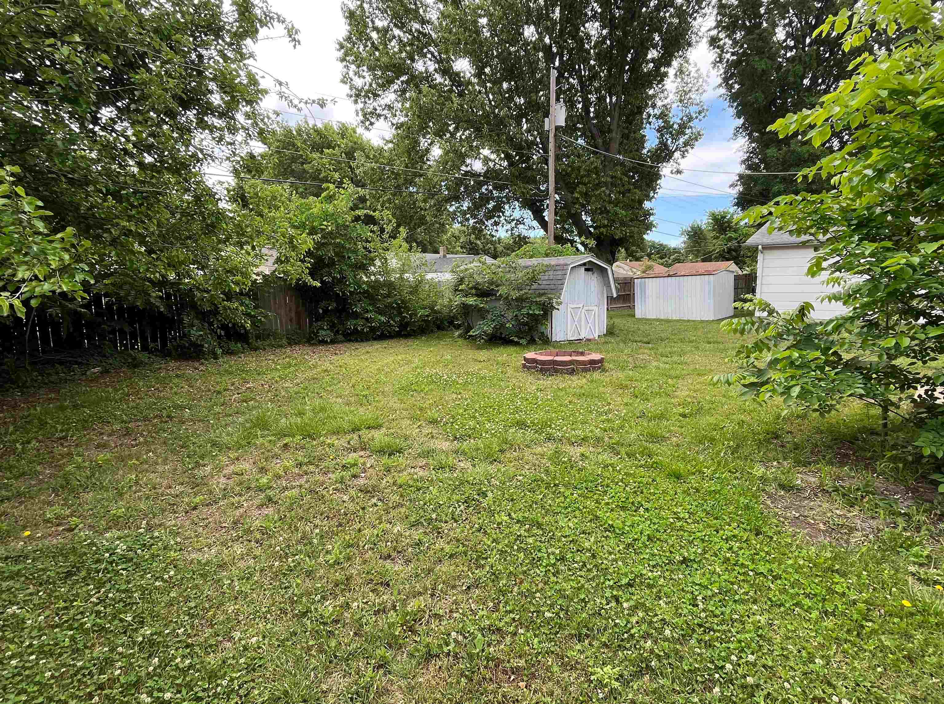1844 S Bleckley Wichita KS 67218
