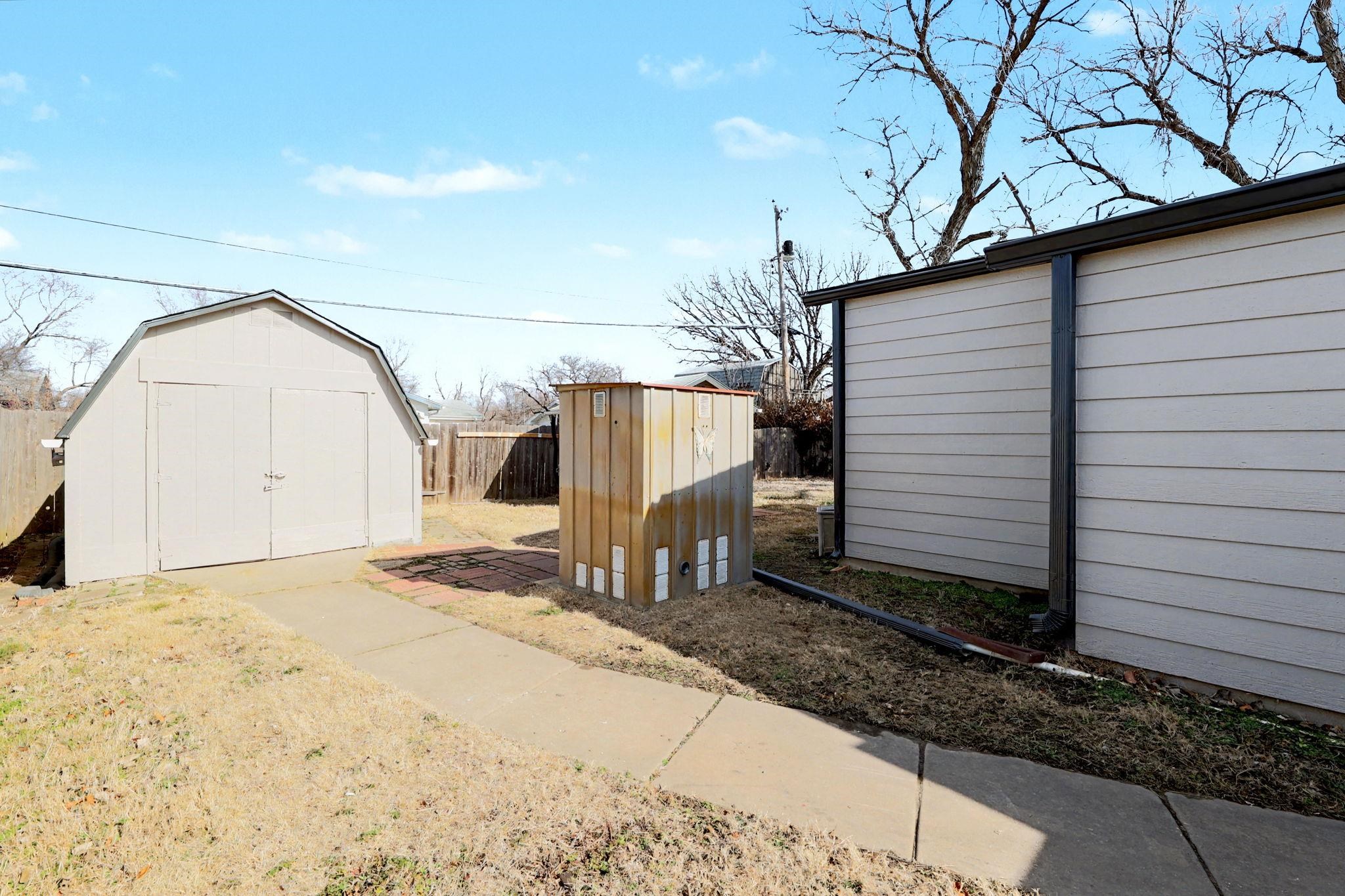 2222 W Greenfield Street Wichita KS 67217
