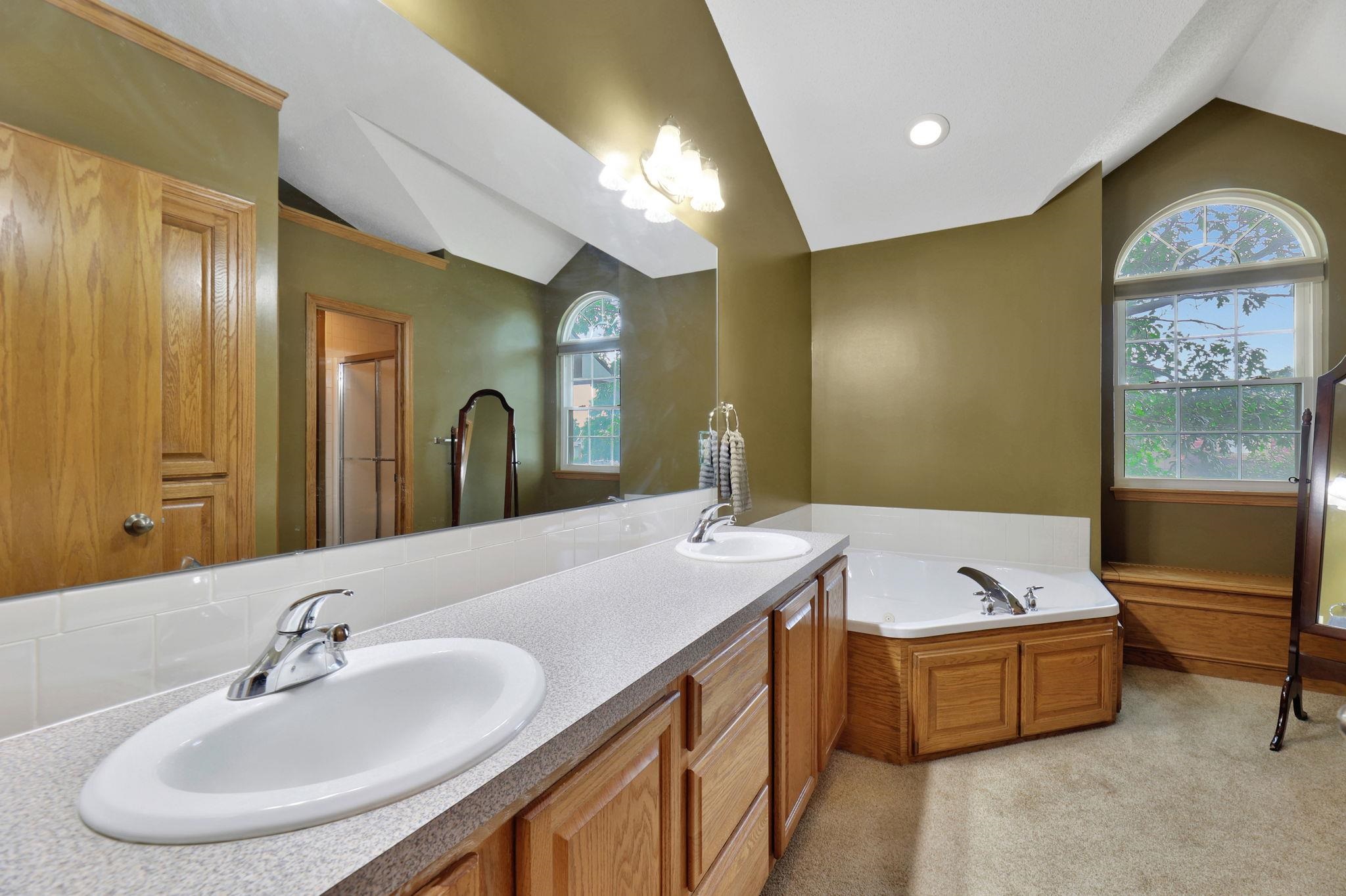 225 S Jamestown Andover KS 67002