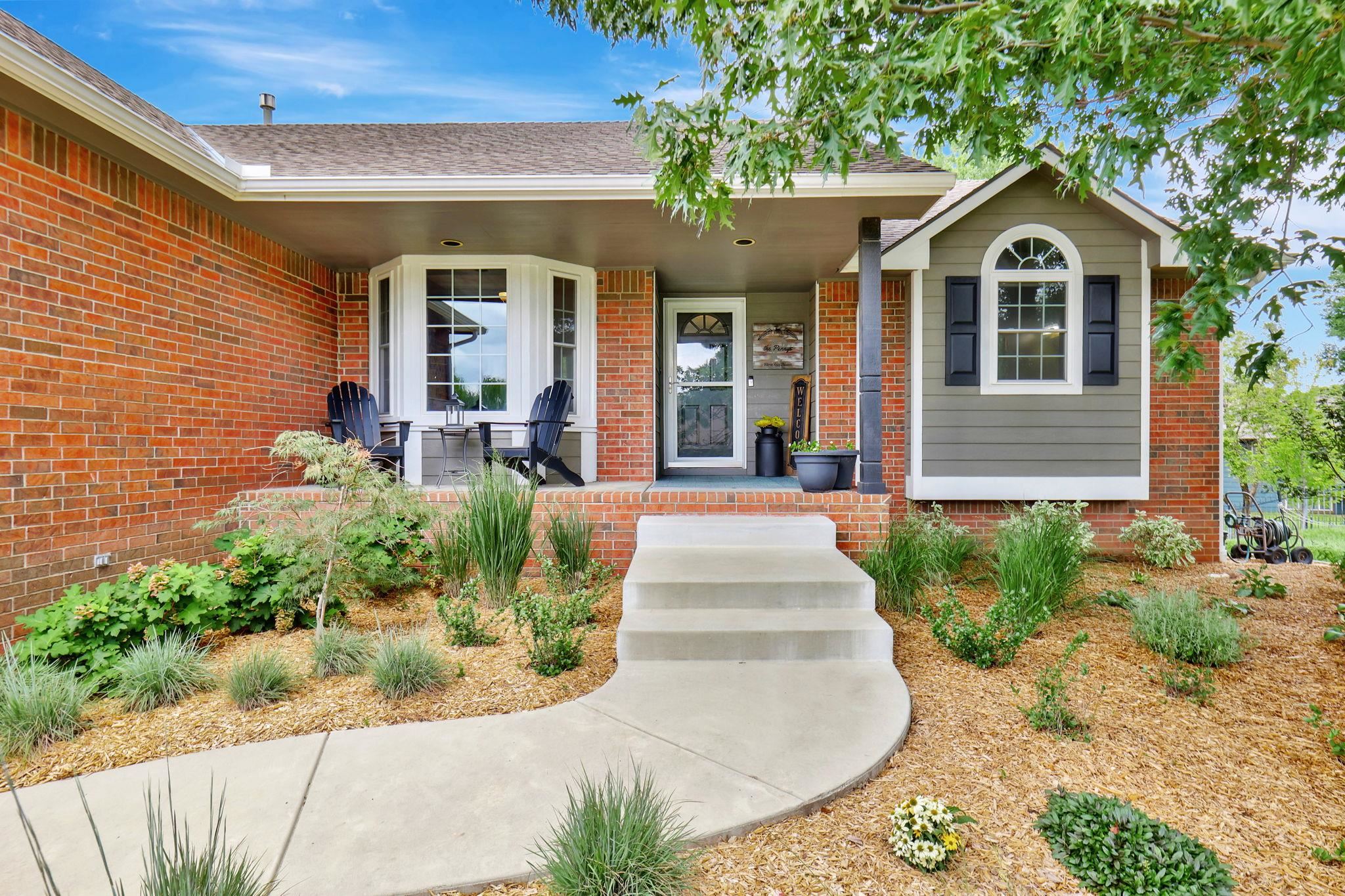 225 S Jamestown Andover KS 67002