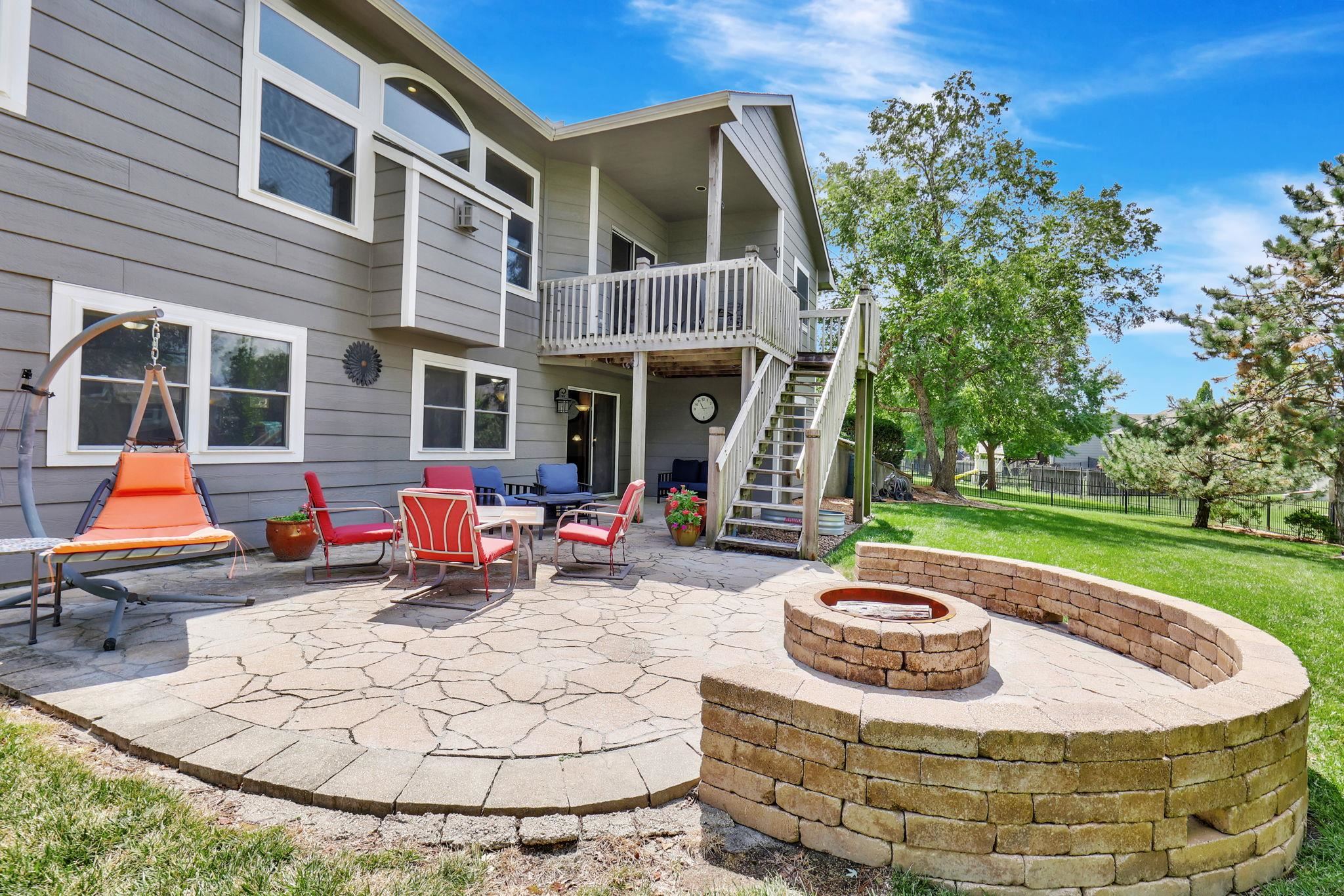 225 S Jamestown Andover KS 67002