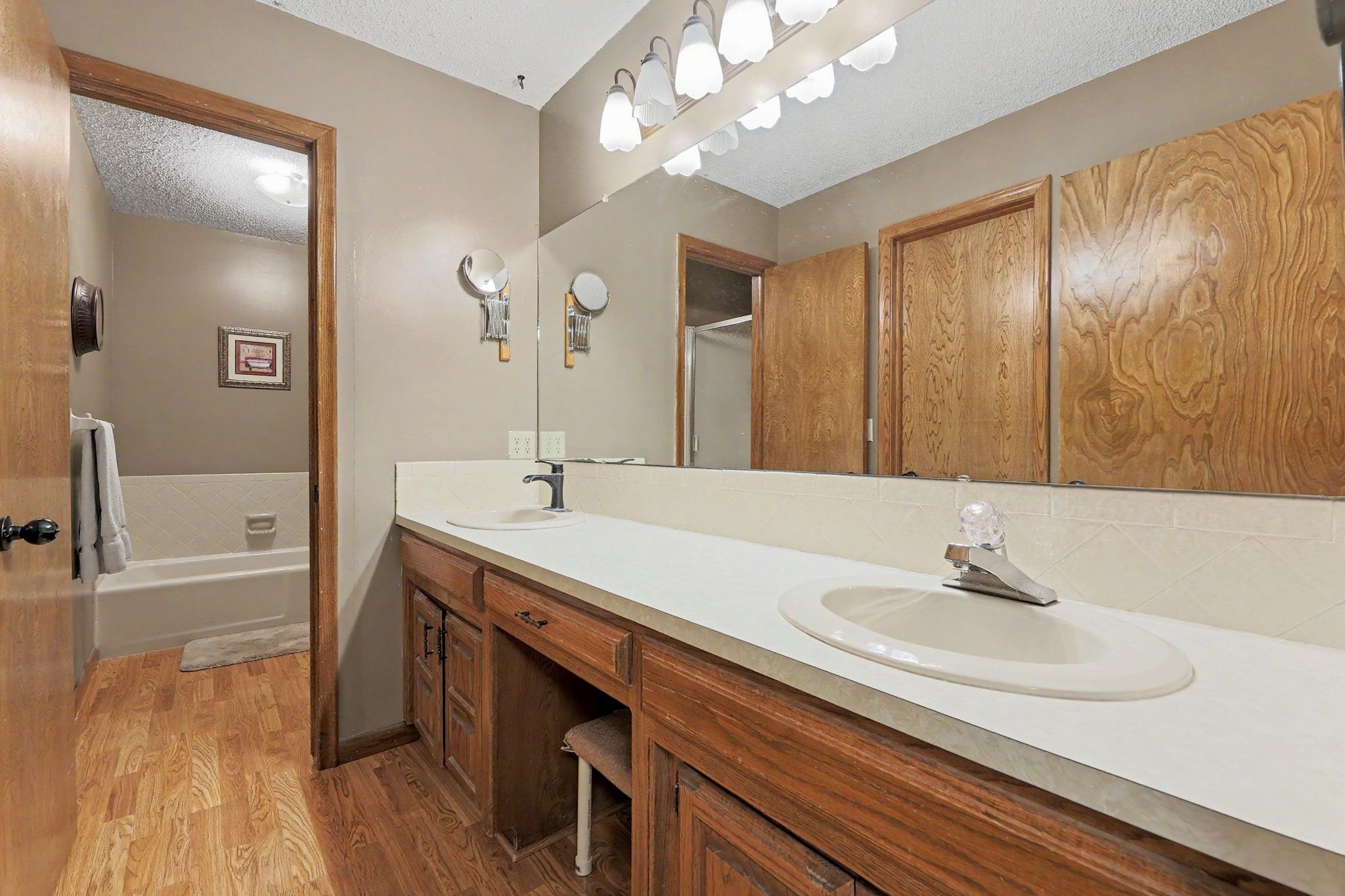 10318 W Alamo Court Wichita KS 67212