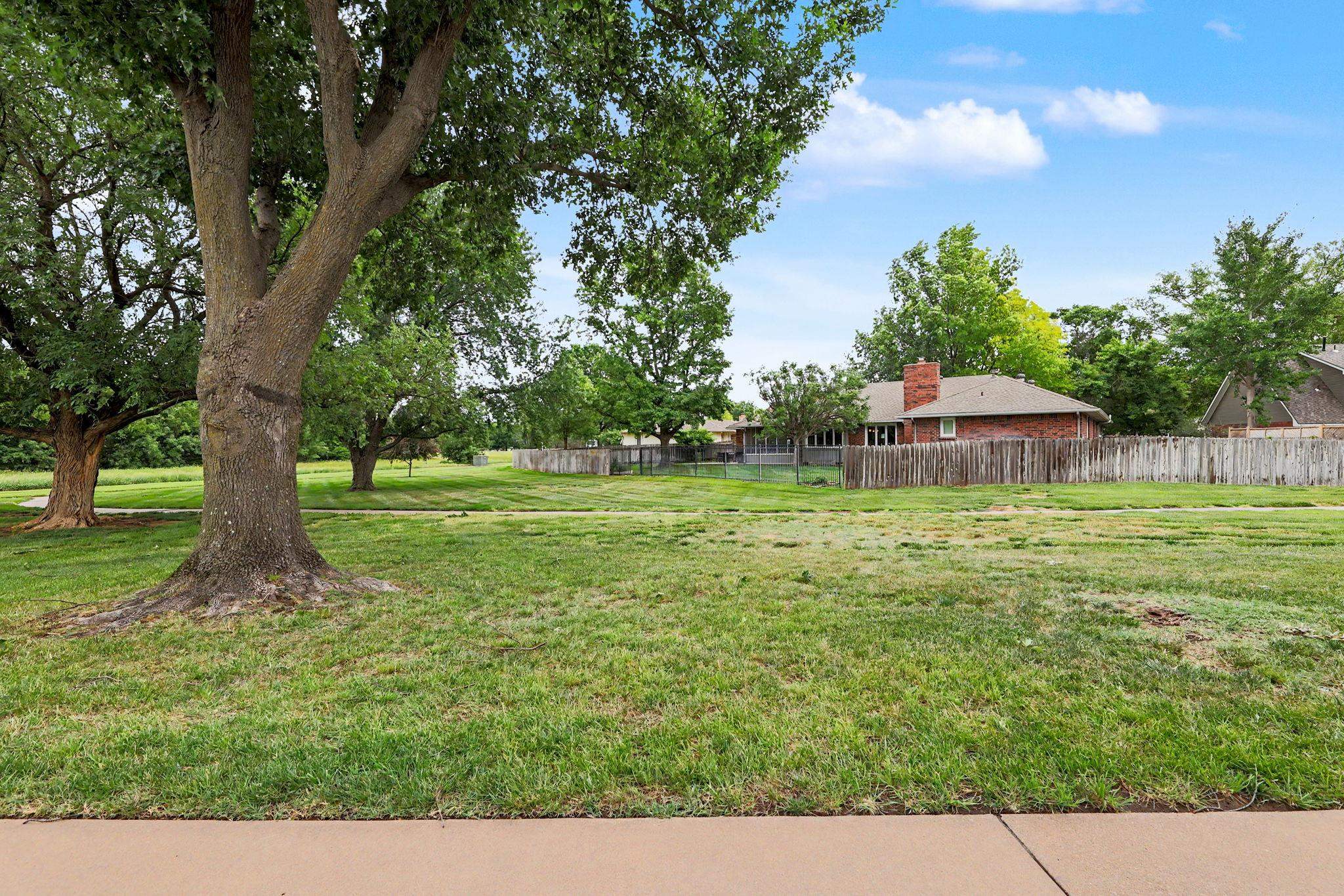 10318 W Alamo Court Wichita KS 67212