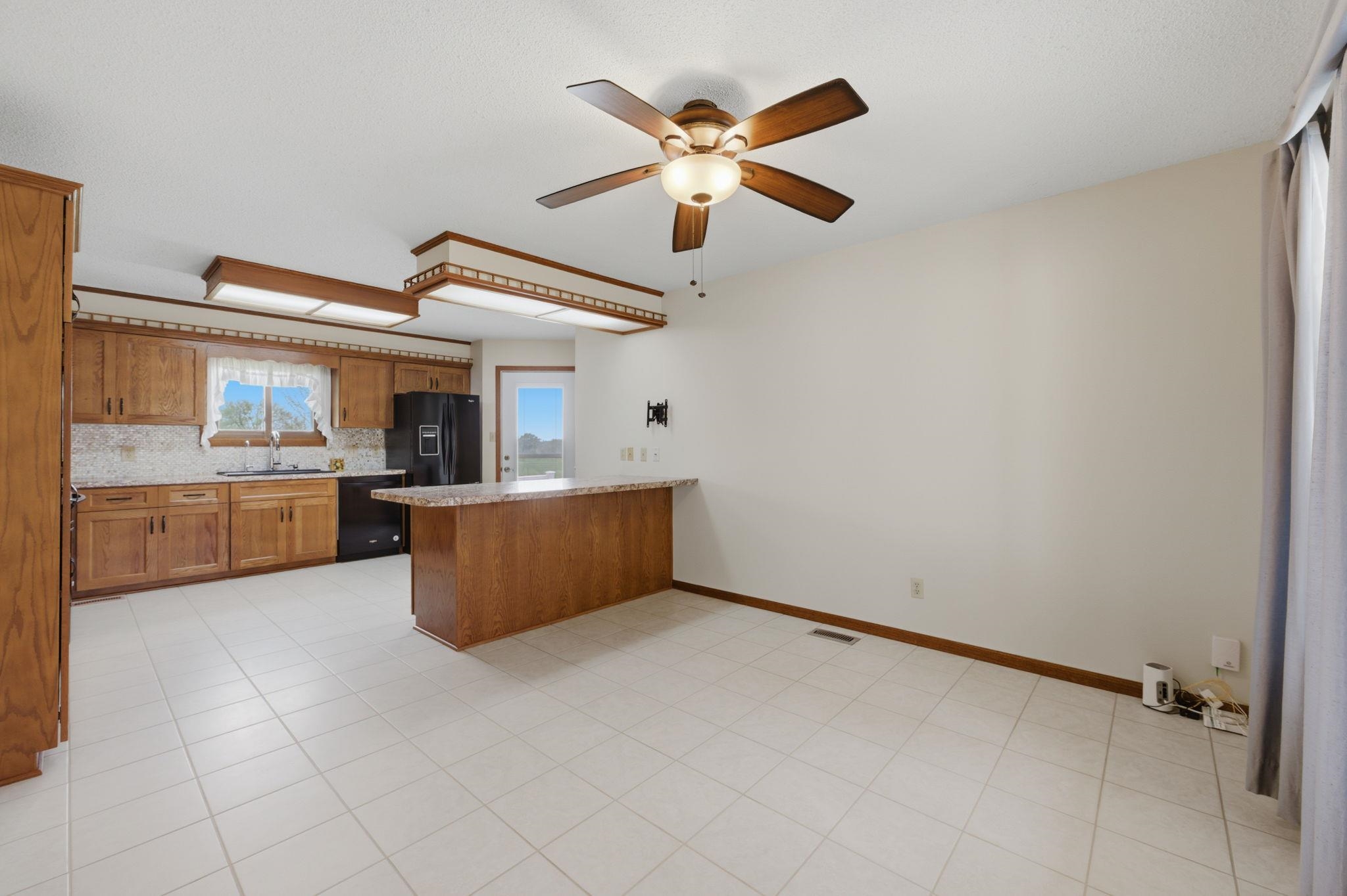 1001 N Country Club Drive Eureka KS 67045