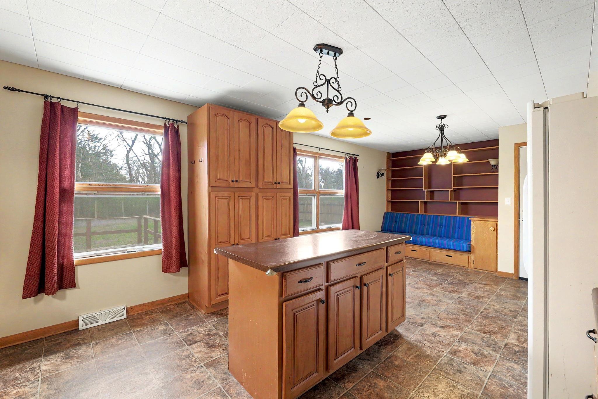 2310 Rosewood Avenue North Newton KS 67117