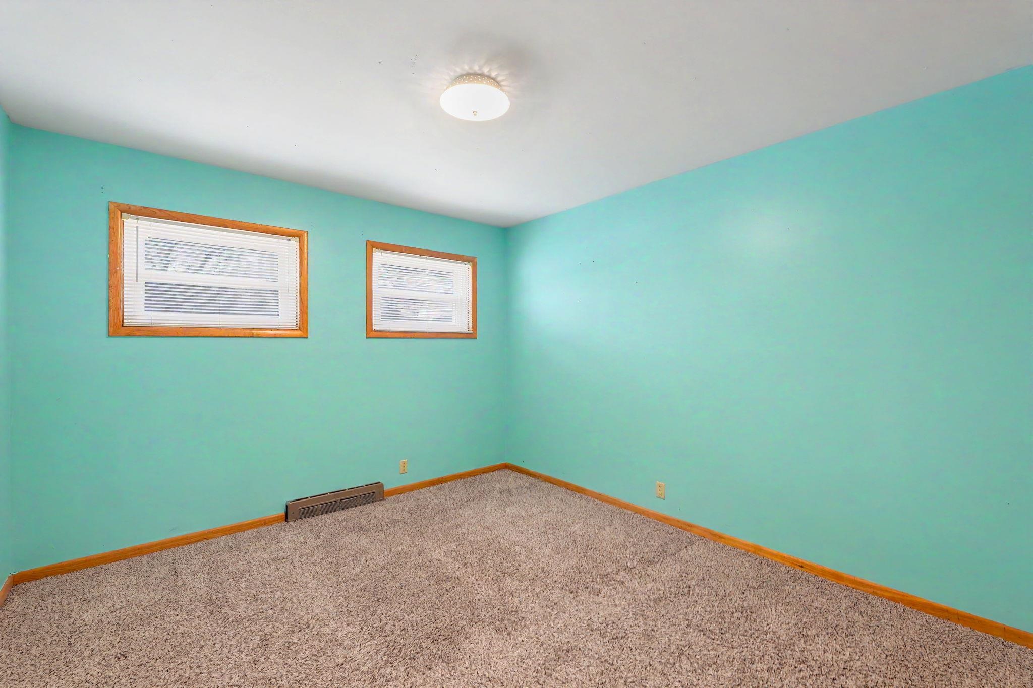 2310 Rosewood Avenue North Newton KS 67117