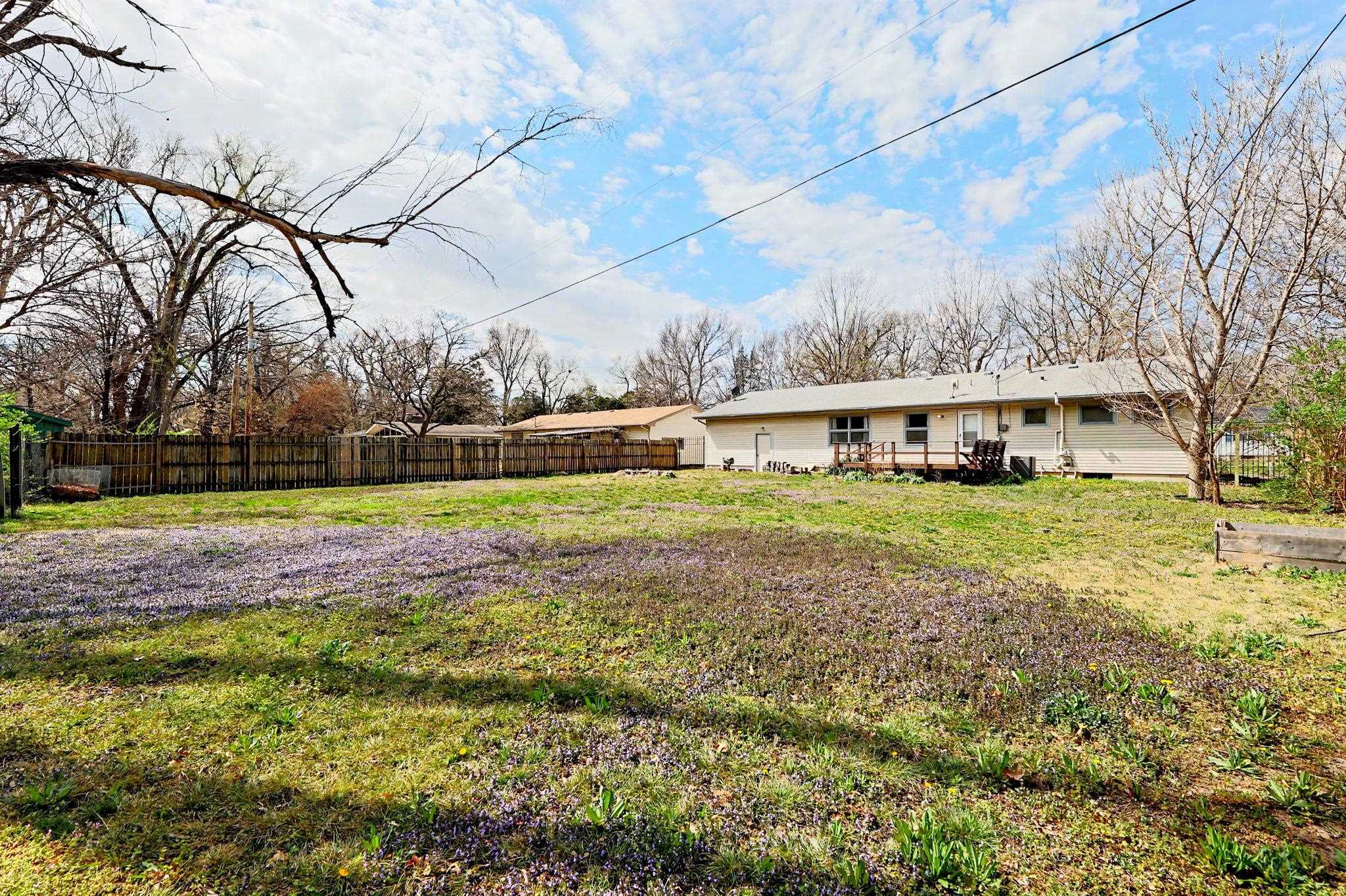 2310 Rosewood Avenue North Newton KS 67117