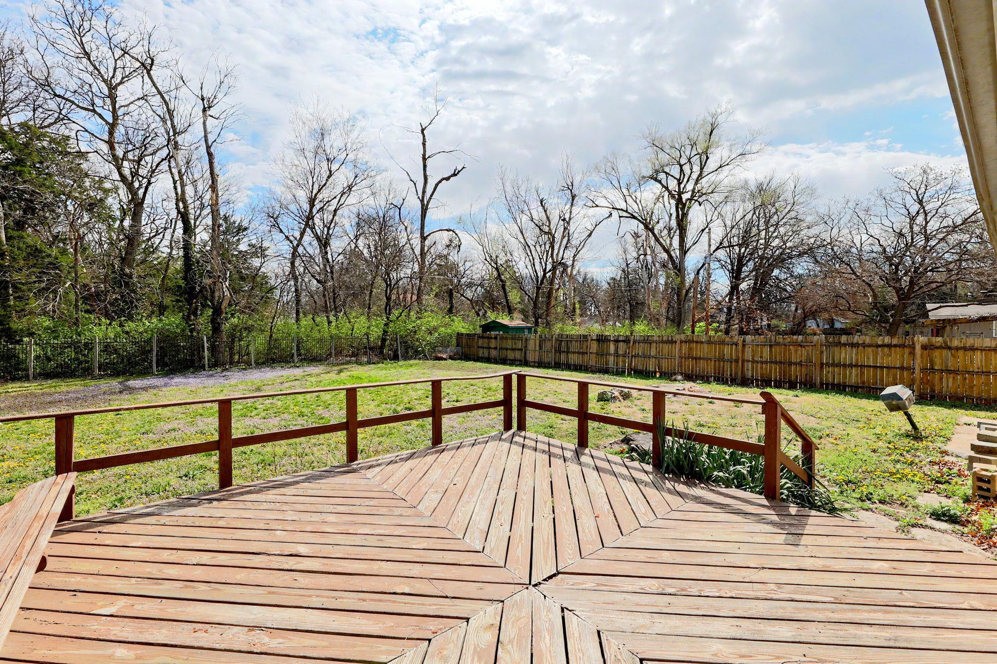 2310 Rosewood Avenue North Newton KS 67117