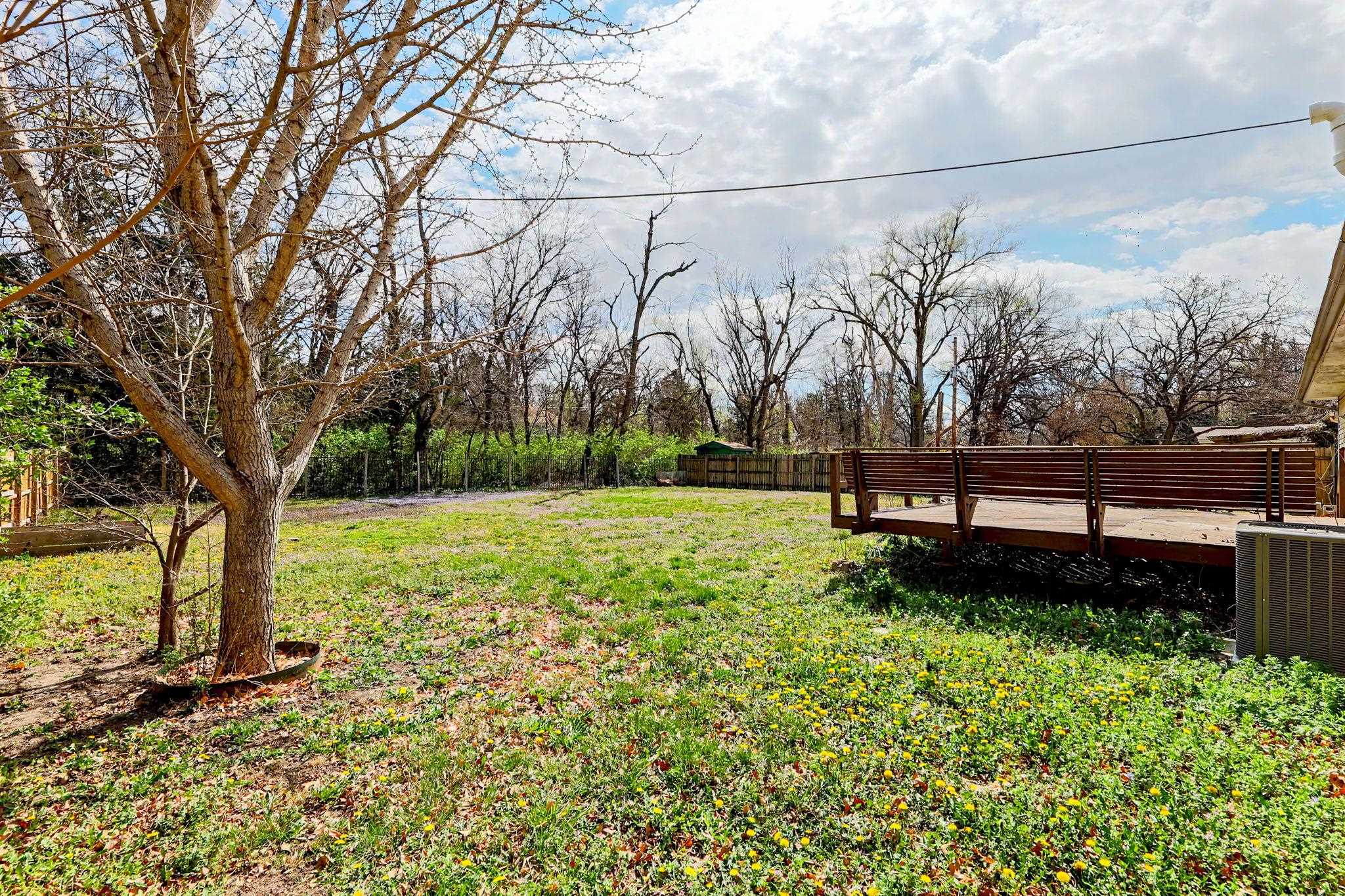 2310 Rosewood Avenue North Newton KS 67117