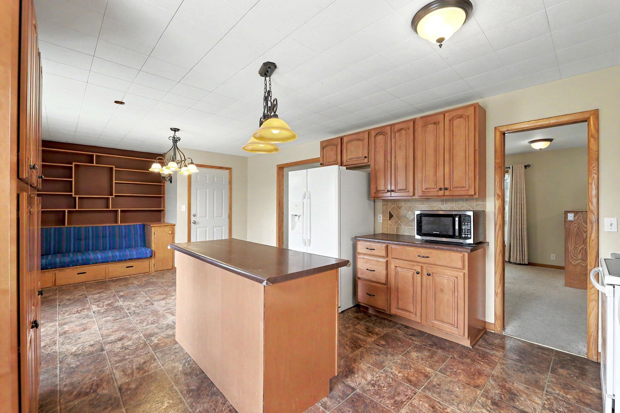 2310 Rosewood Avenue North Newton KS 67117