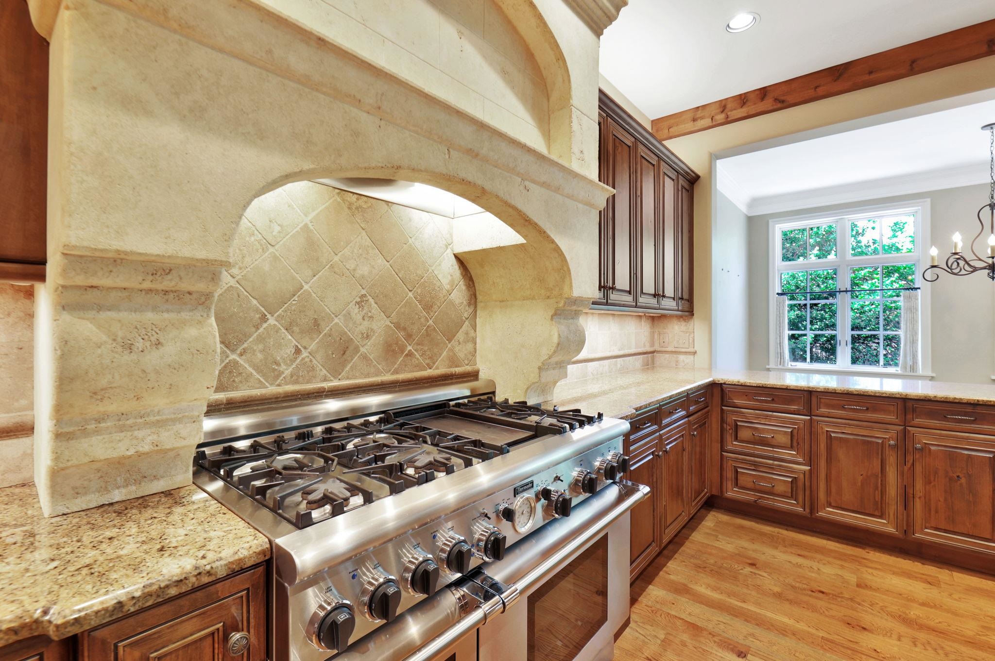 320 E Flint Hills National Court Andover KS 67002