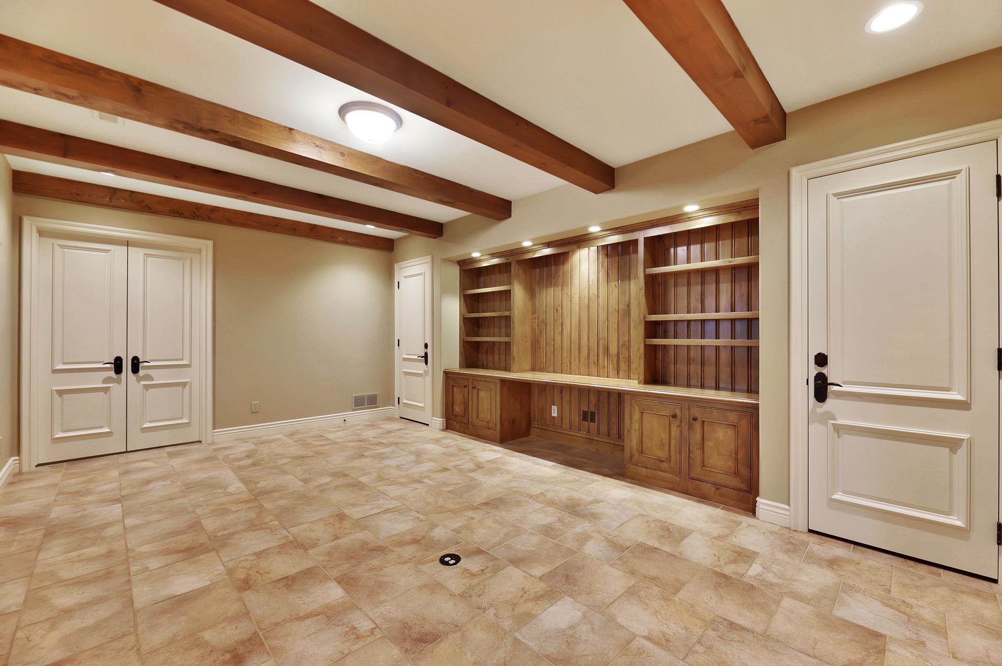 320 E Flint Hills National Court Andover KS 67002