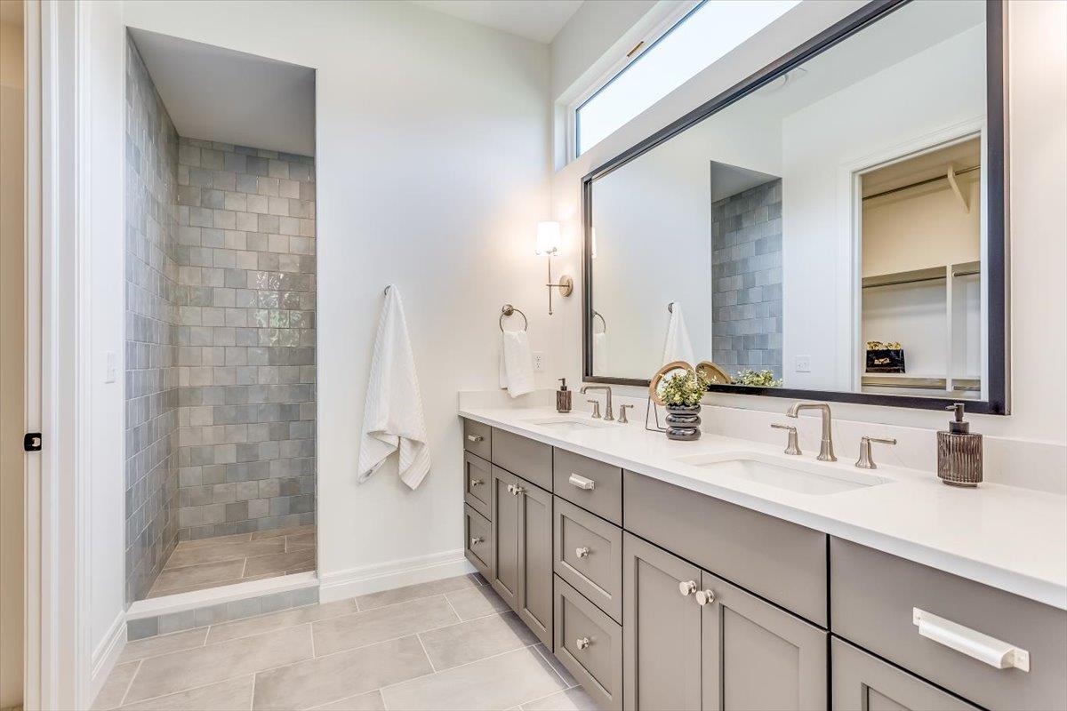 264 S Ciderbluff Circle Wichita KS 67052