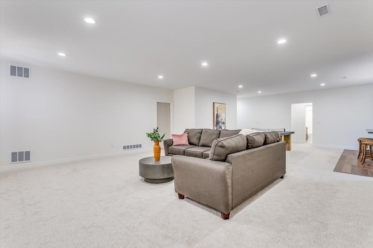 264 S Ciderbluff Circle Wichita KS 67052