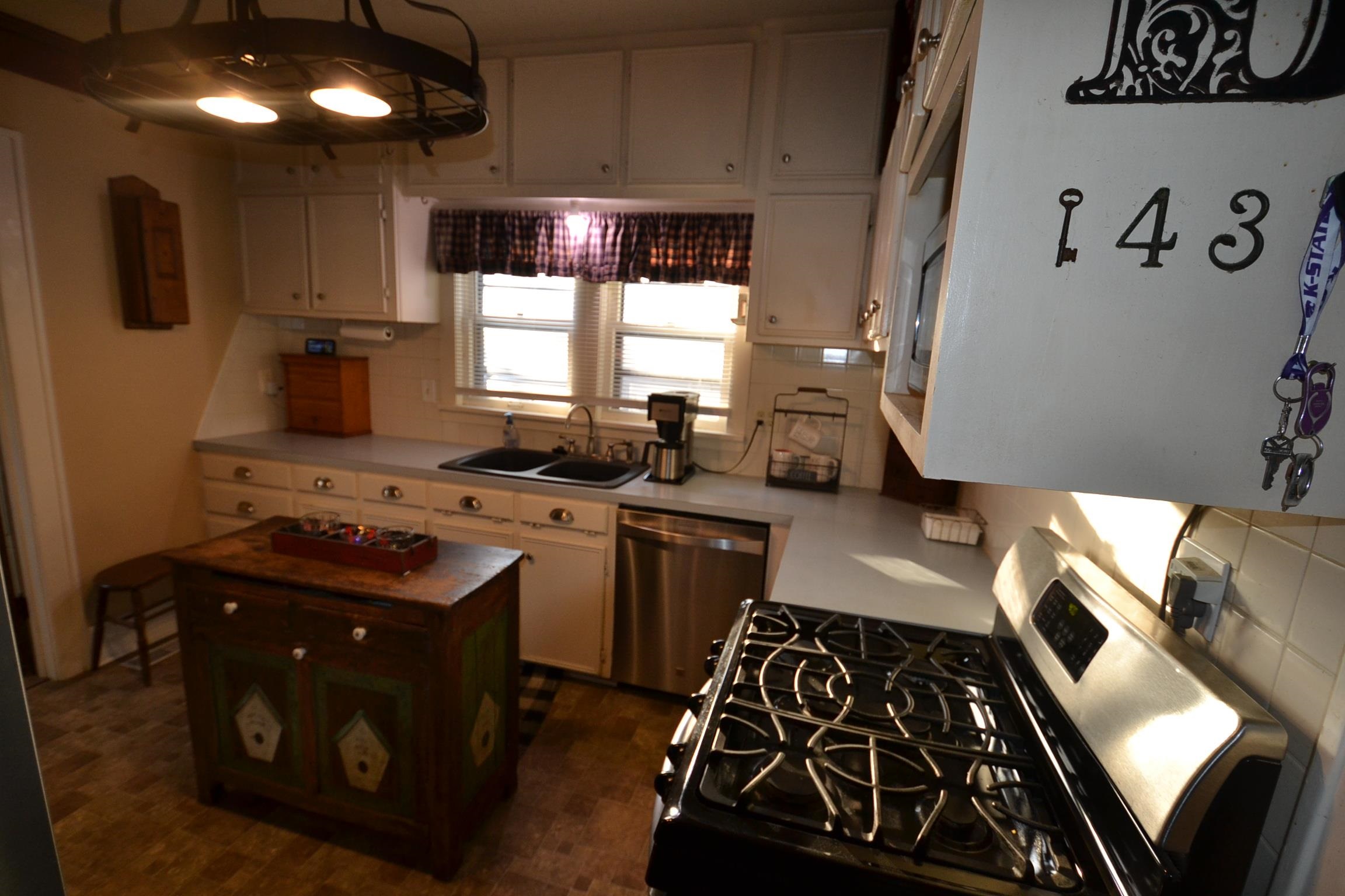 3021 E Oakland Avenue Wichita KS 67211
