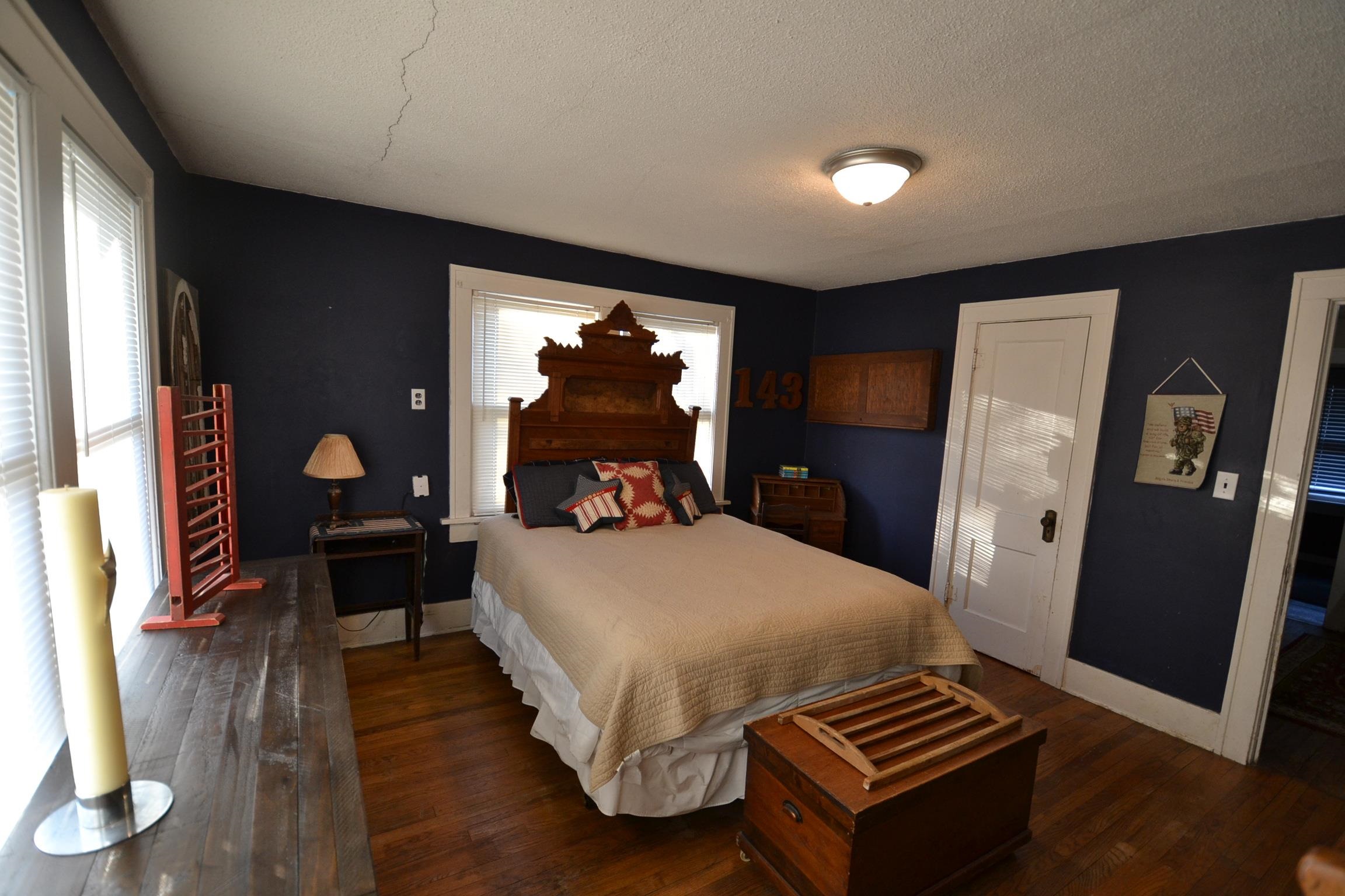 3021 E Oakland Avenue Wichita KS 67211