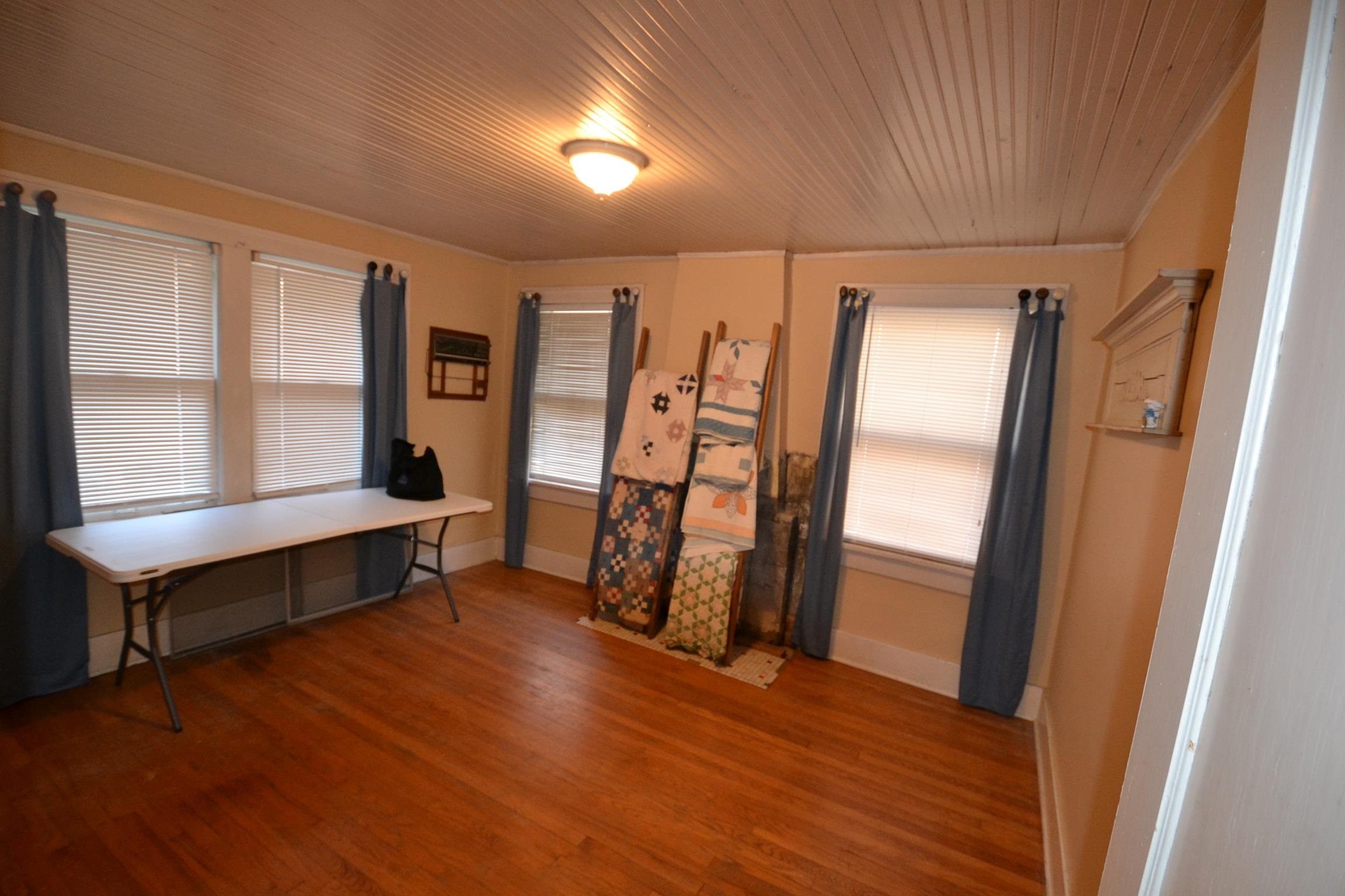3021 E Oakland Avenue Wichita KS 67211