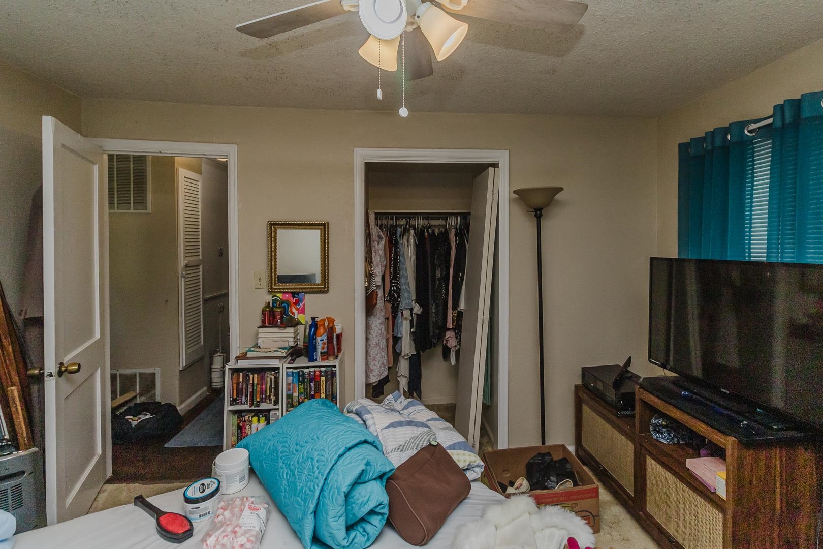 1020 Waverly Wichita KS 67218