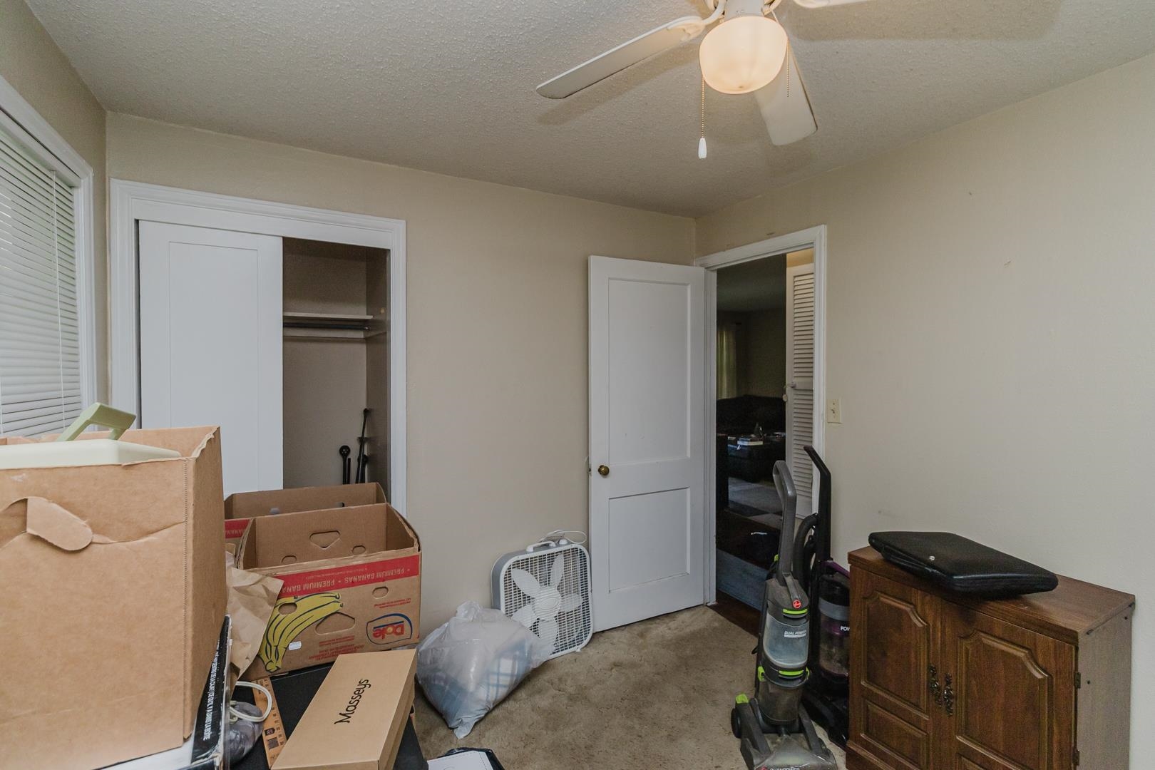 1020 Waverly Wichita KS 67218