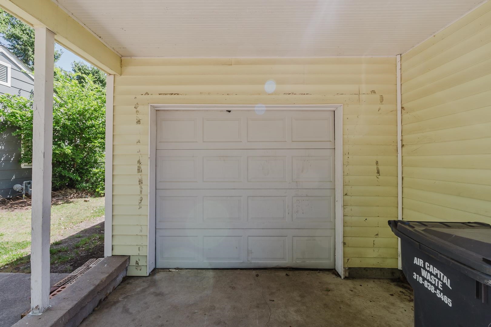 1020 Waverly Wichita KS 67218