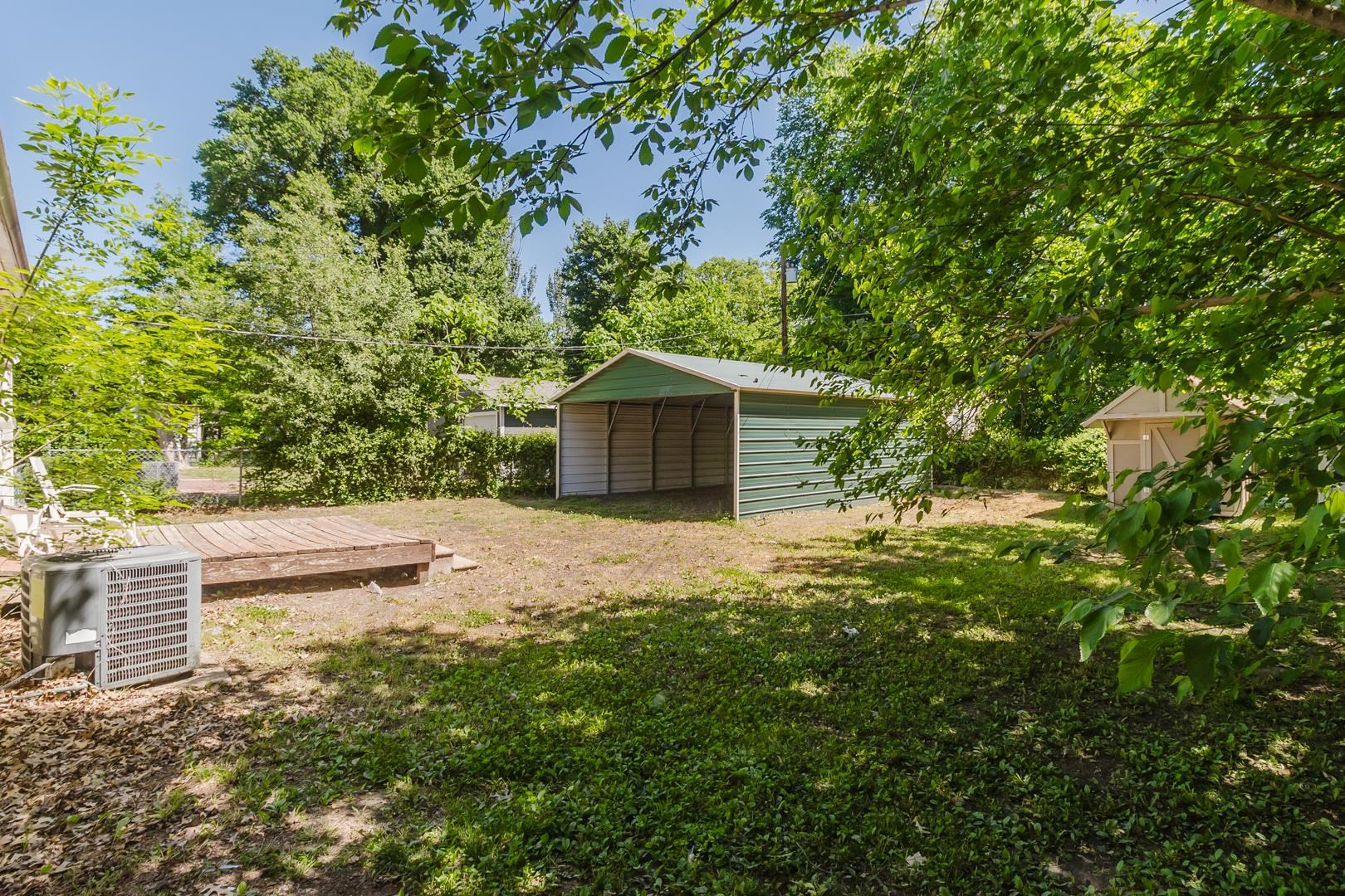 1020 Waverly Wichita KS 67218