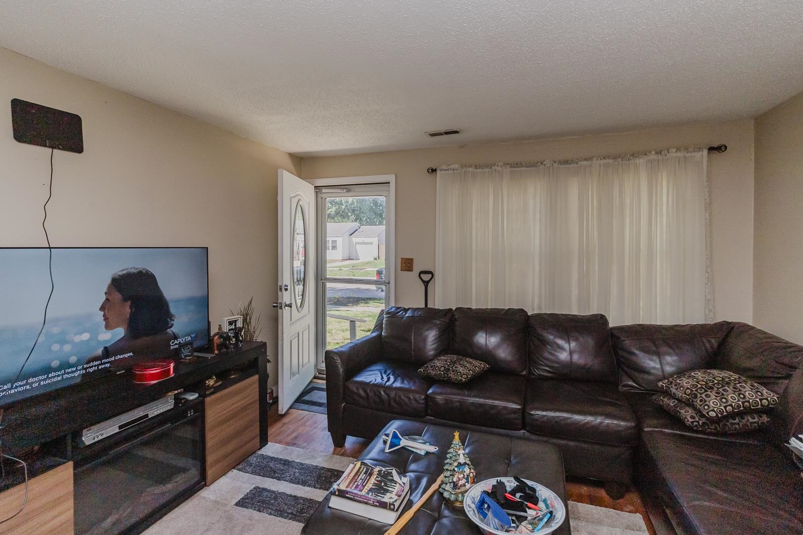 1020 Waverly Wichita KS 67218