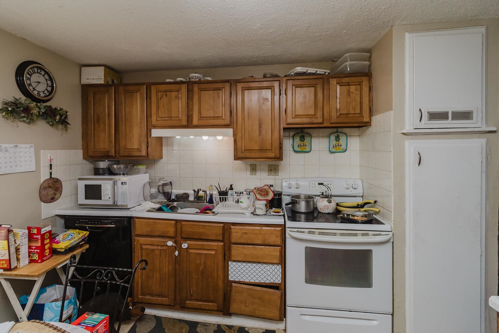 1020 Waverly Wichita KS 67218