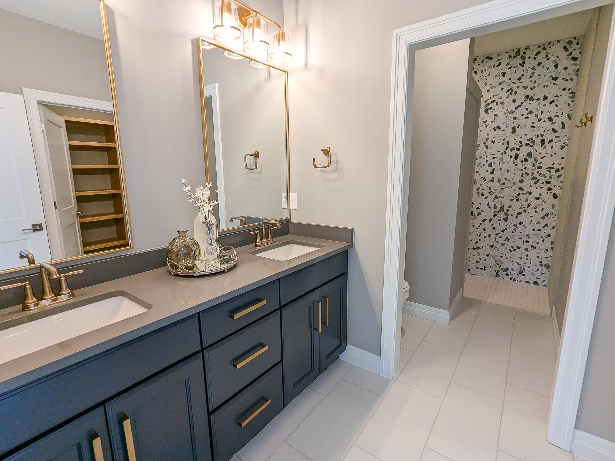 731 E Lexington Andover KS 67002