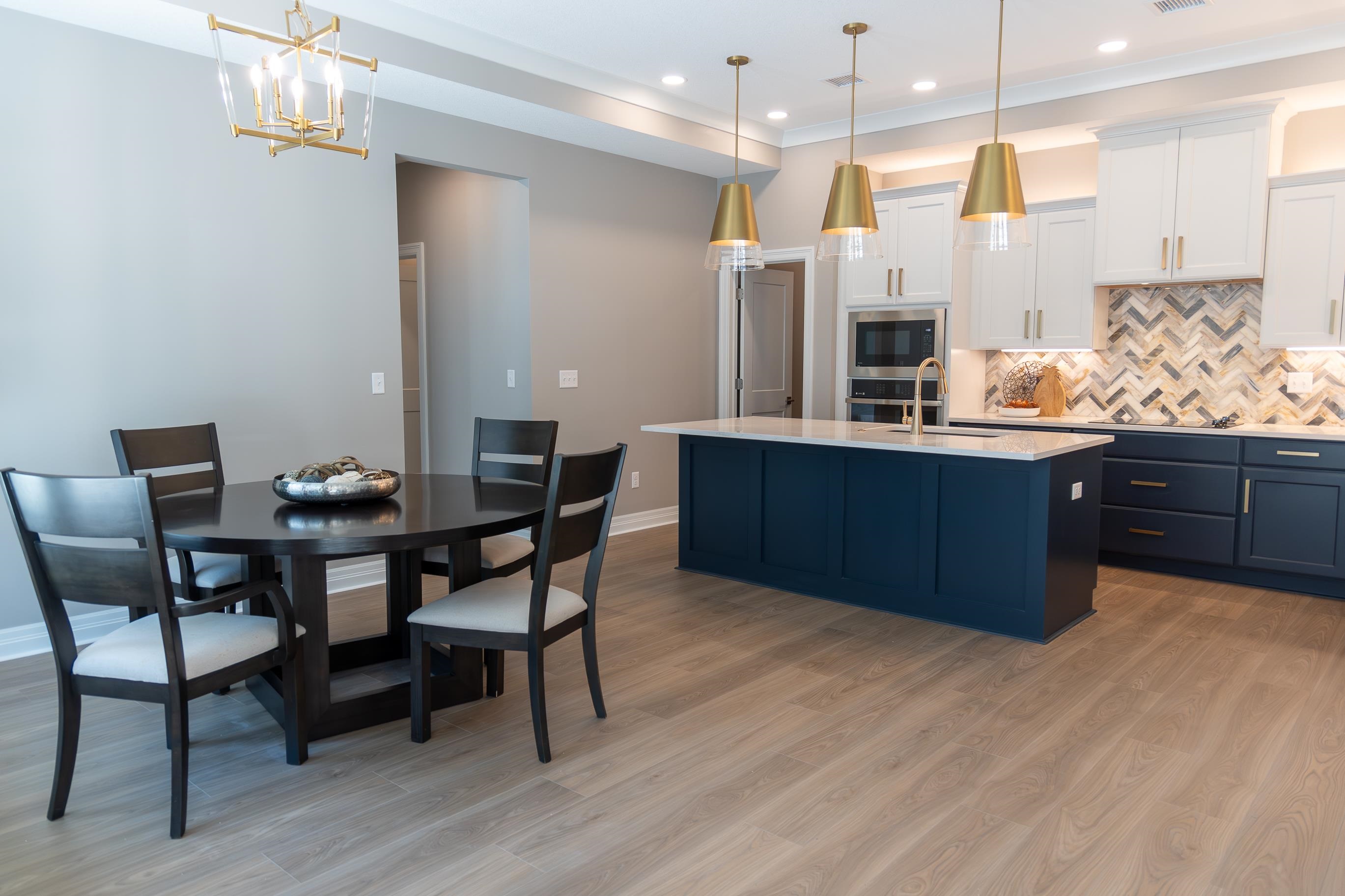 731 E Lexington Andover KS 67002