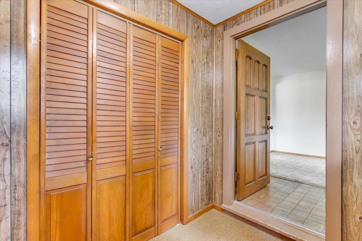 215 S Tracy Avenue Clearwater KS 67026