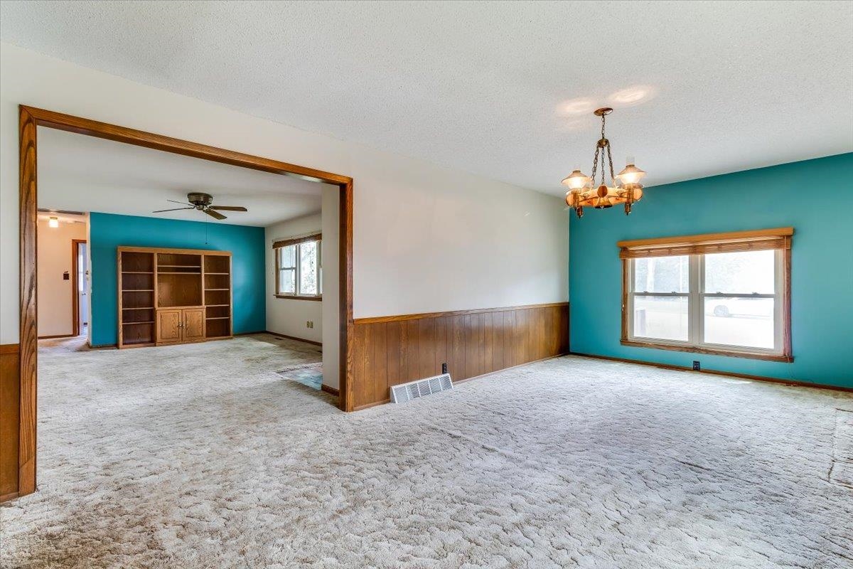 215 S Tracy Avenue Clearwater KS 67026