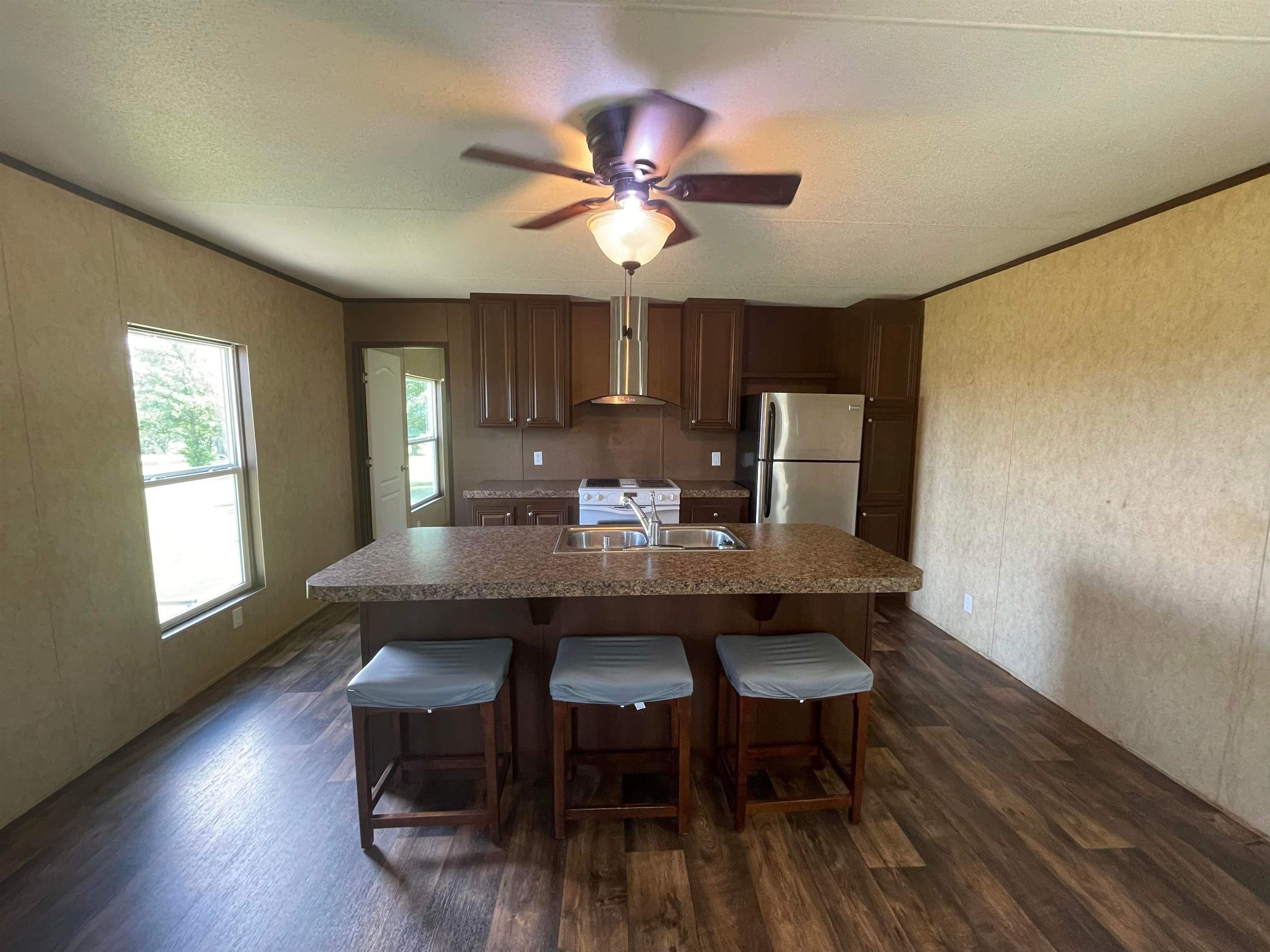 79 Eureka Lake Road Eureka KS 67045