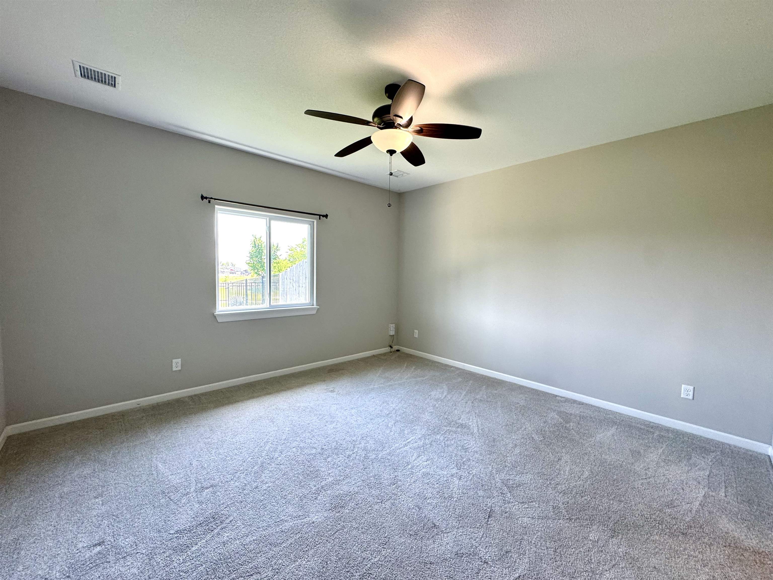 896 N Cloverleaf Goddard KS 67052