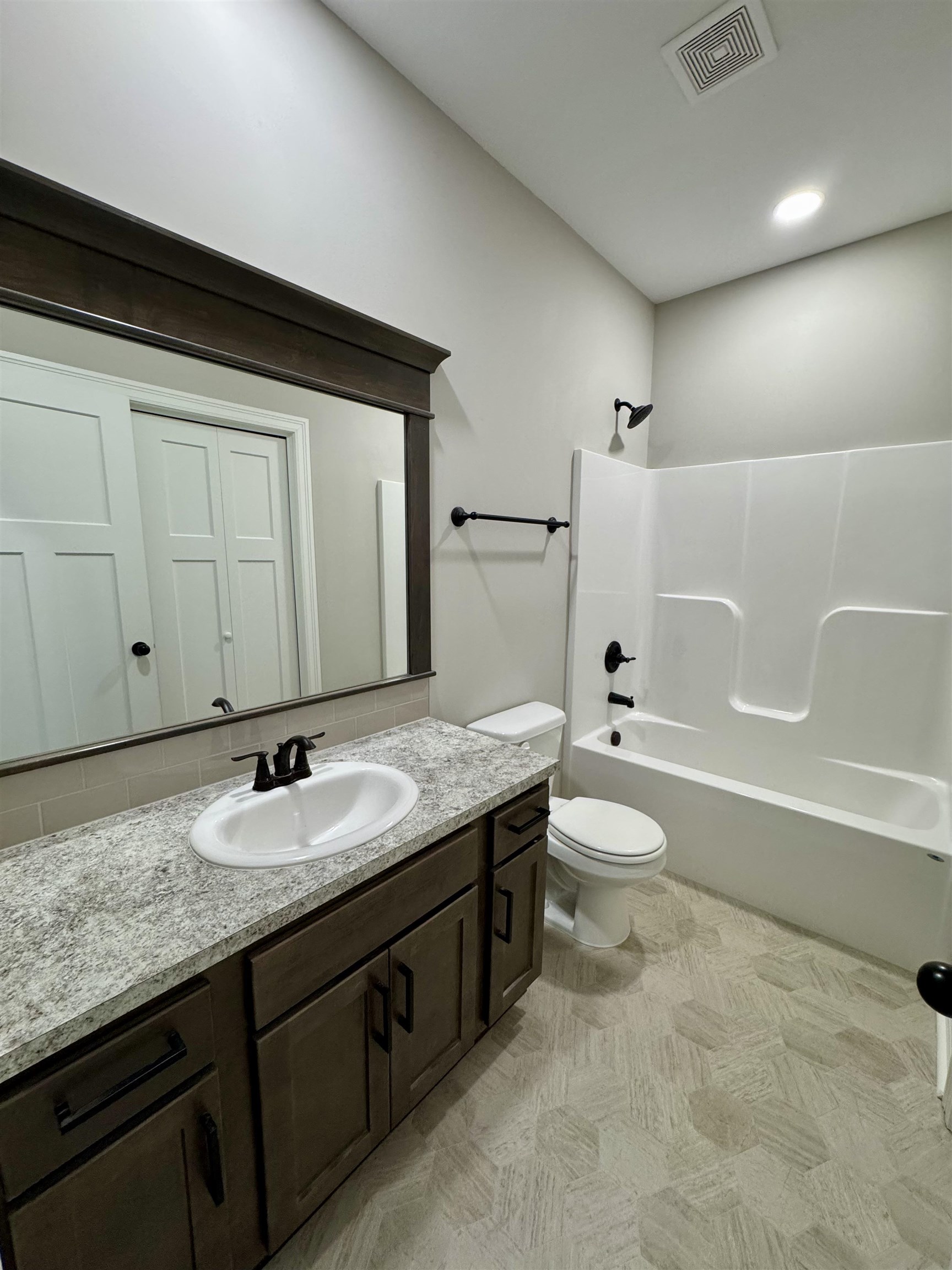 896 N Cloverleaf Goddard KS 67052