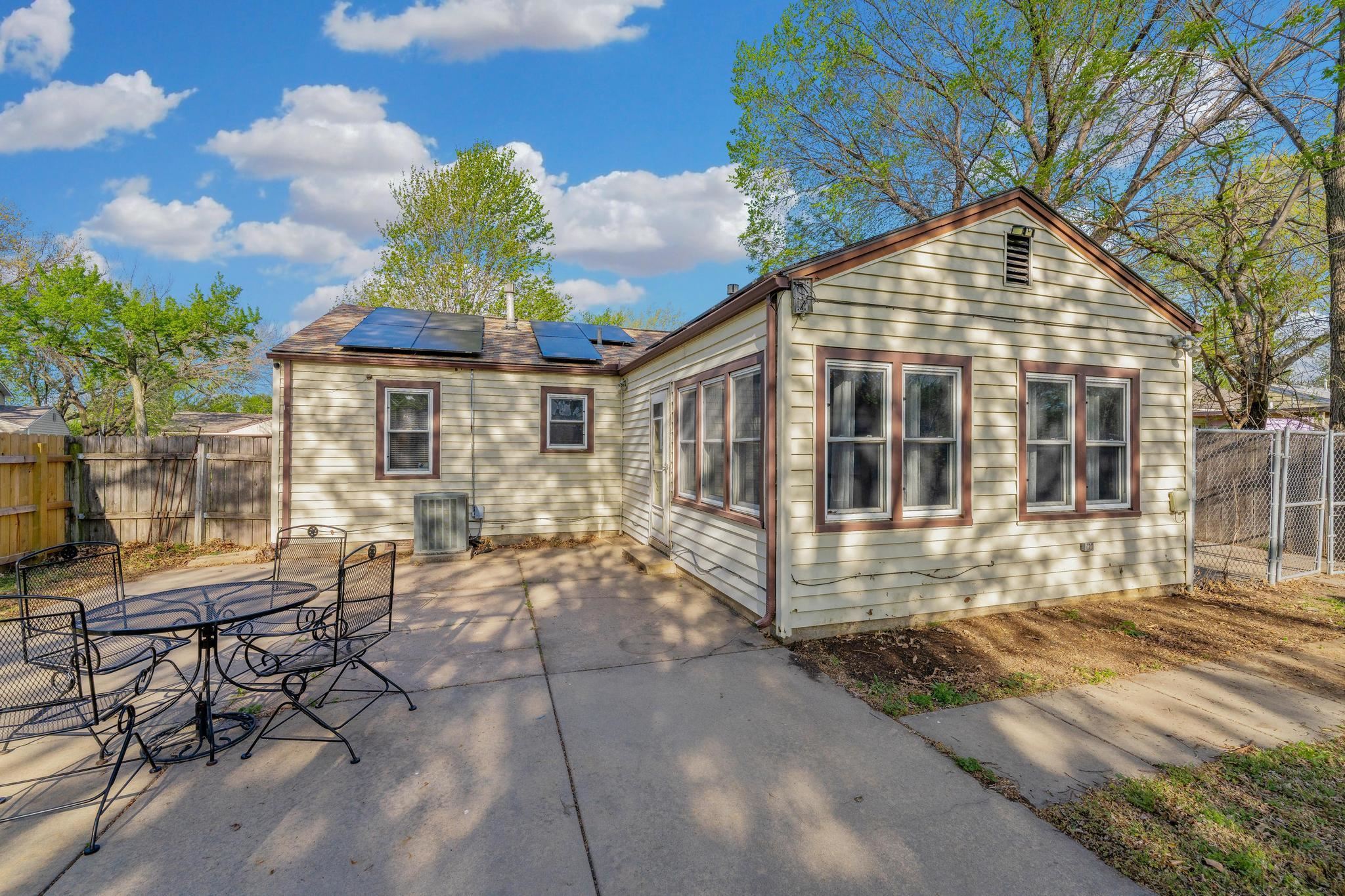 2320 S Green Street Wichita KS 67211