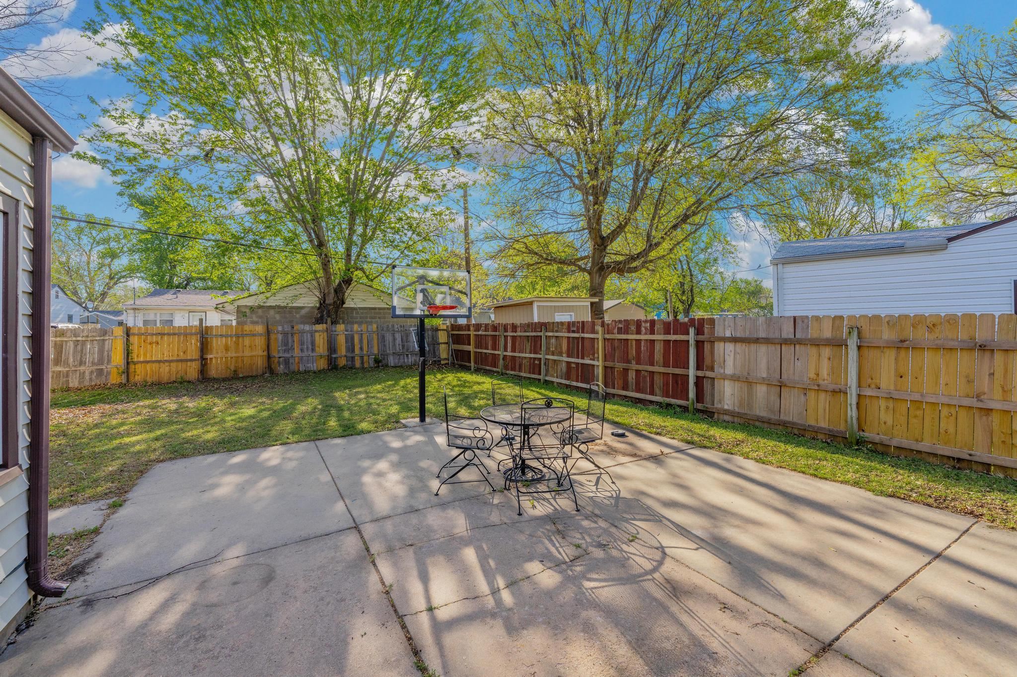 2320 S Green Street Wichita KS 67211