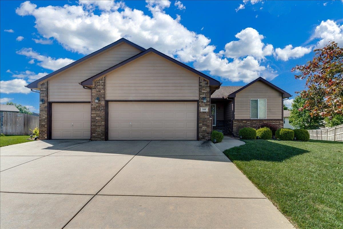 840 E Winding Ln Court Derby KS 67037